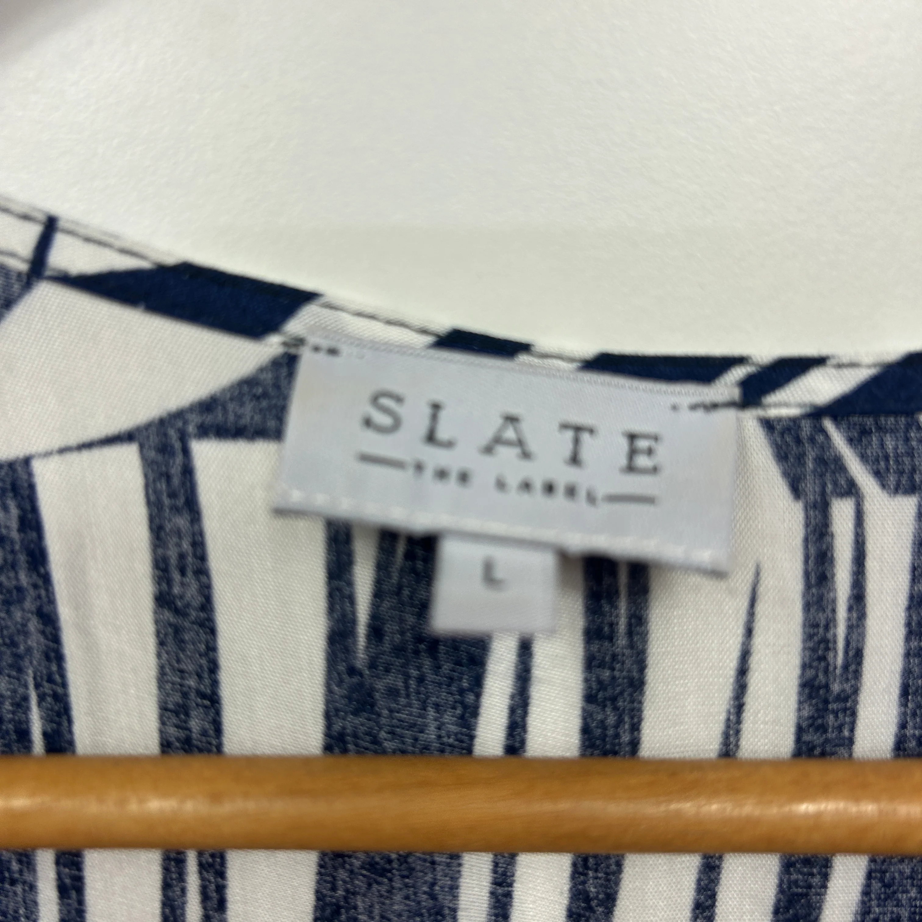 Slate The Label Top Size Large 14 Blue White Floral - Image 4