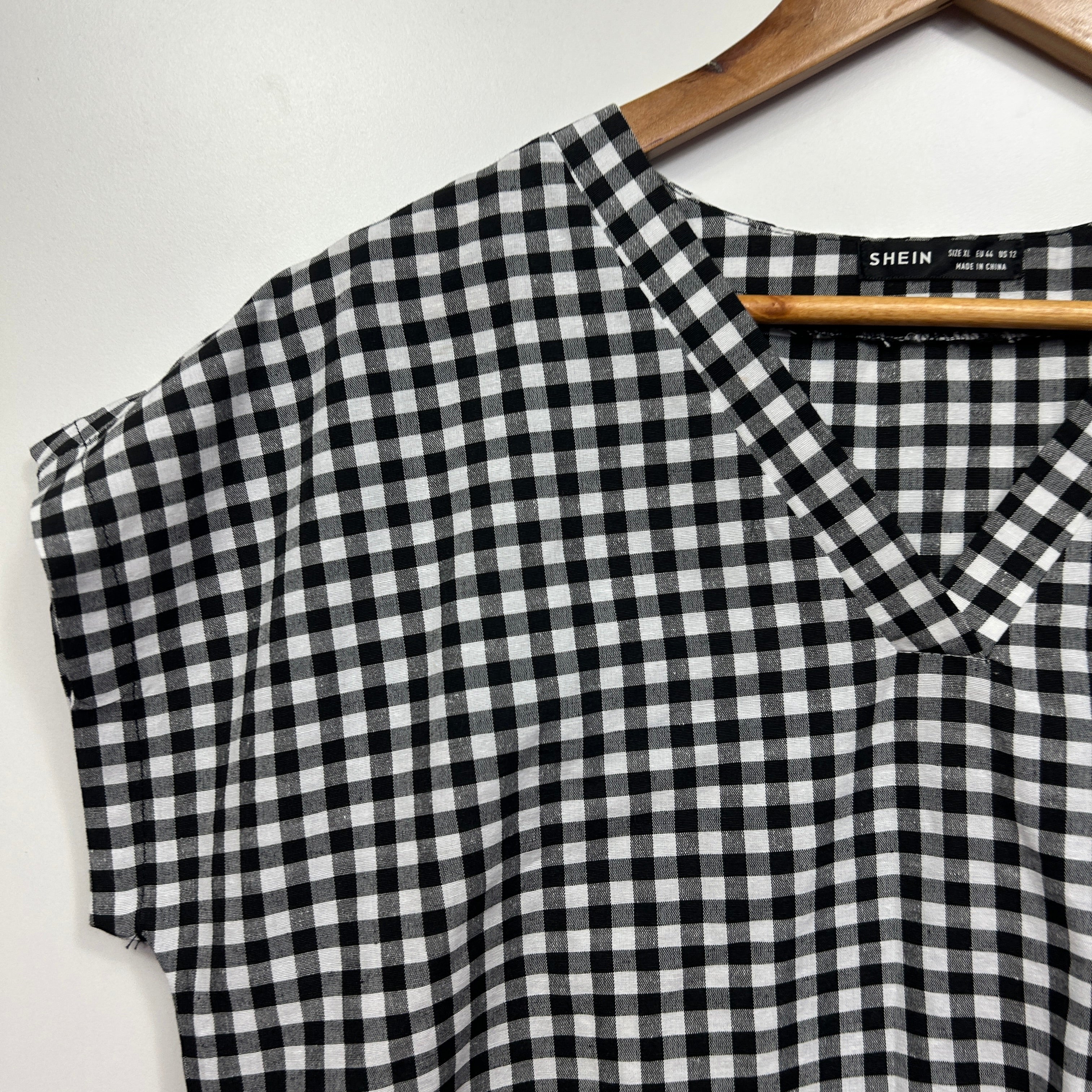 Shein Top Size 14 16 XL Black White Gingham Check Short Sleeve - Image 2