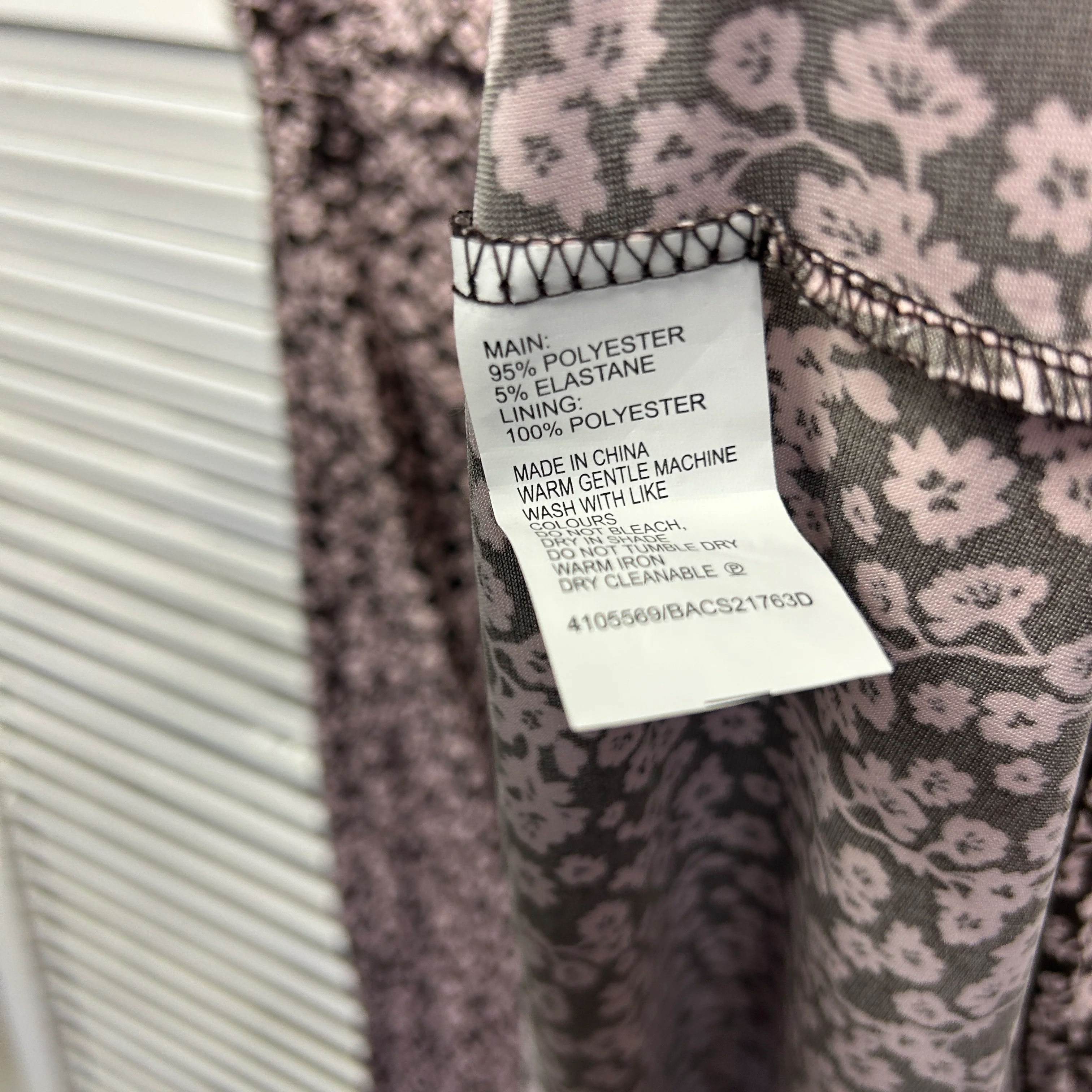 Basque Curve Dress 22 Sleeveless Floral Lined - Image 5