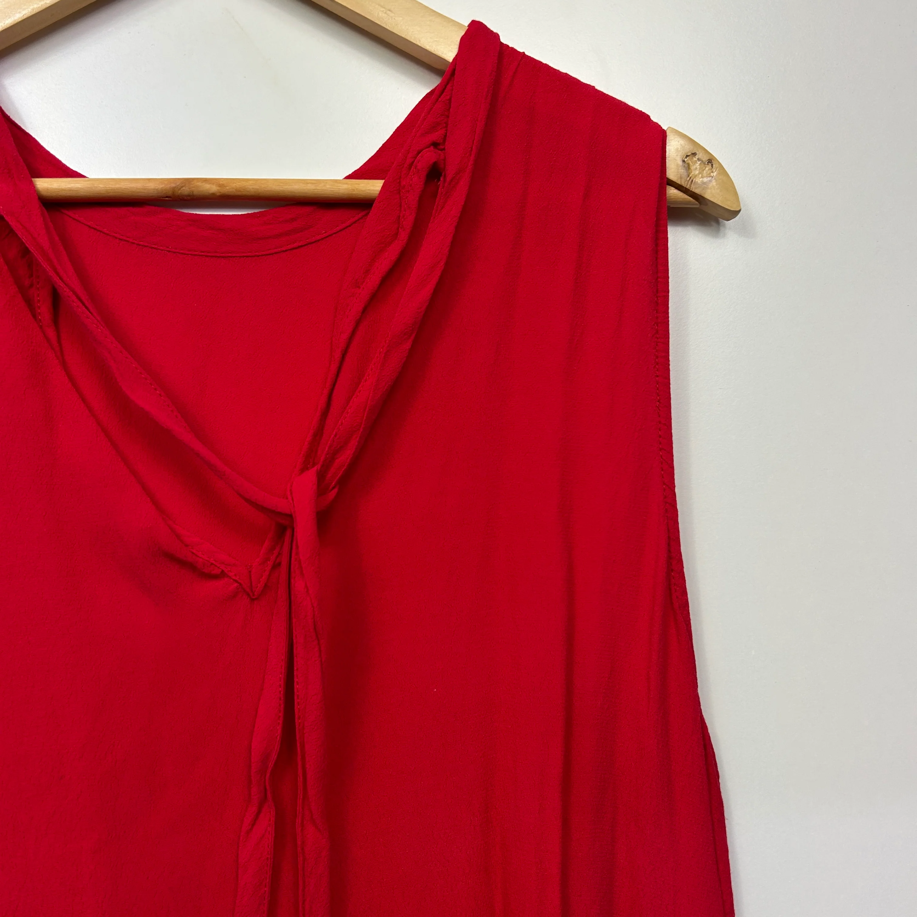 B Collection Top Size 16 Red Sleeveless Viscose - Image 2