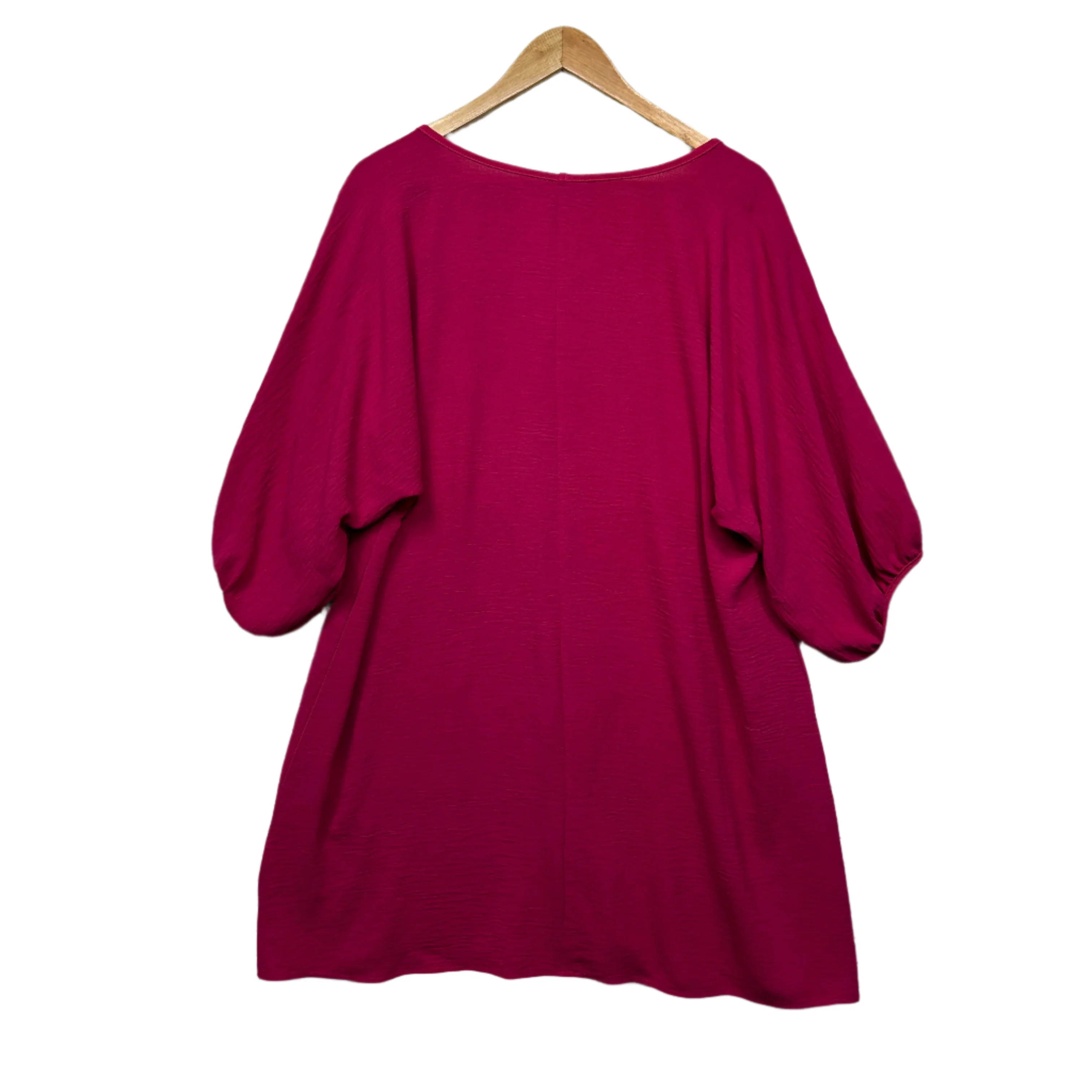 Shein Curve Top Size 16 0XL Pink 3/4 Sleeve - Image 2