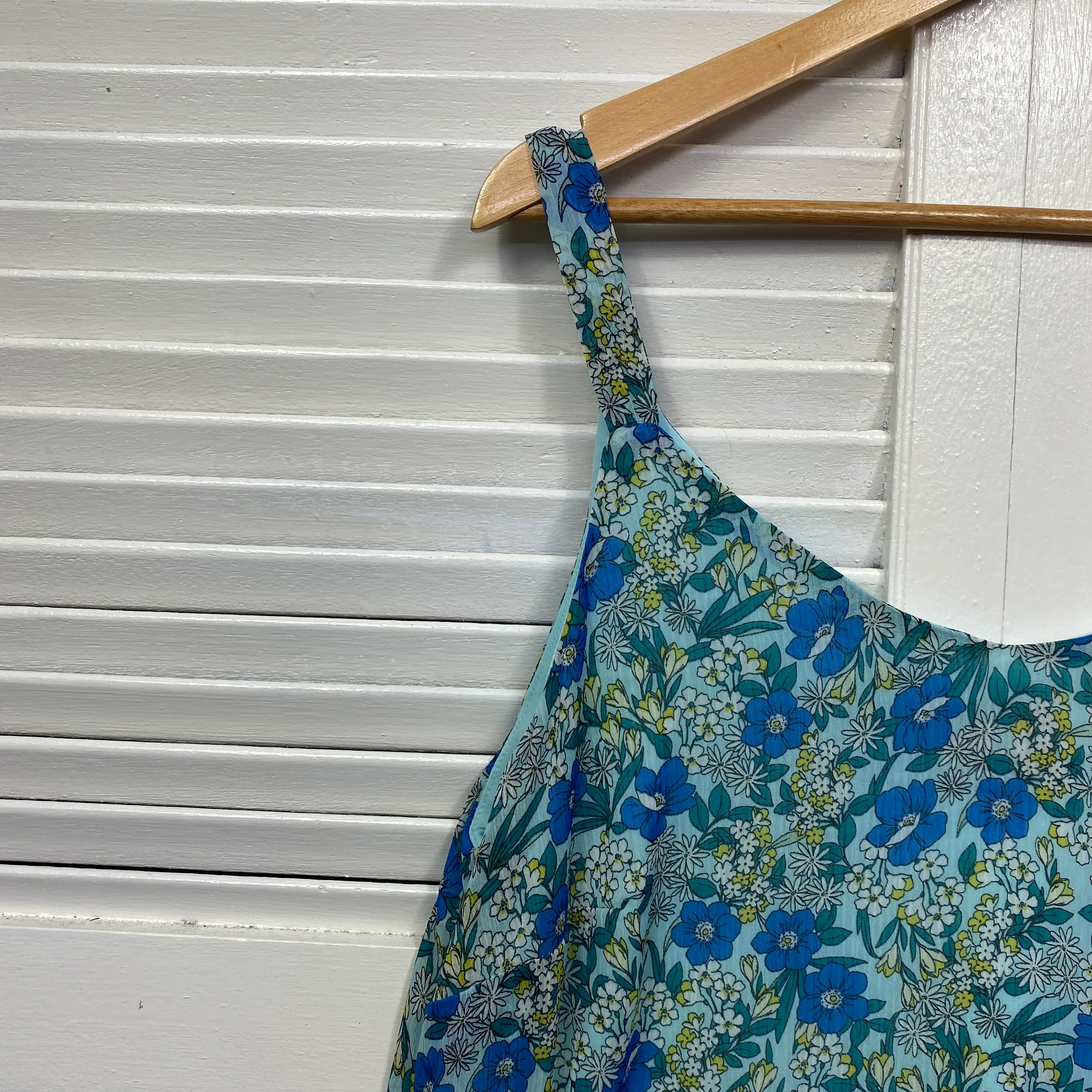 CCX City Chic Dress Size 14 Plus XS Sleeveless Short Length Floral Blue - Image 3