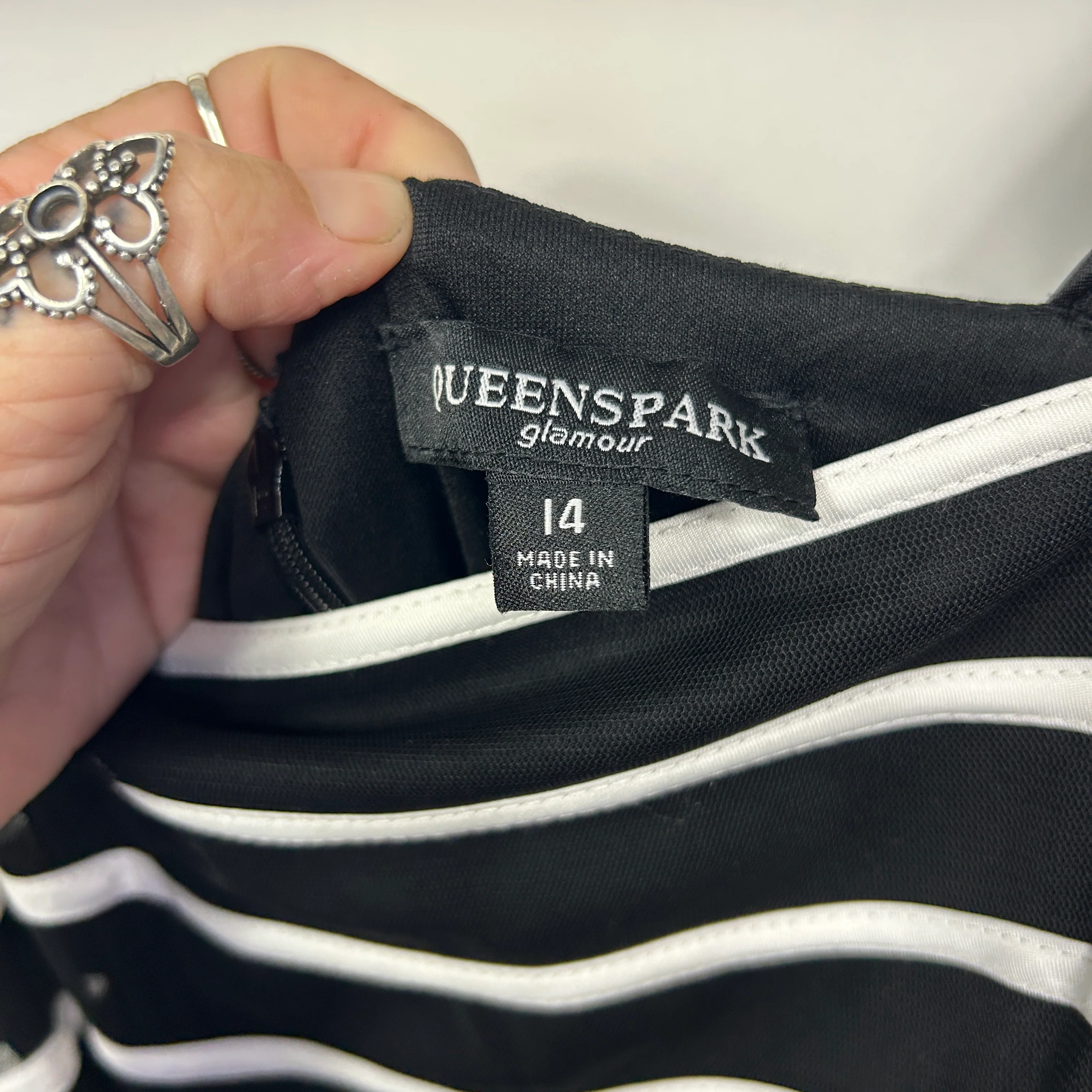 Queenspark Dress Size 14 Black White Fit & Flare Striped Cocktail - Image 4