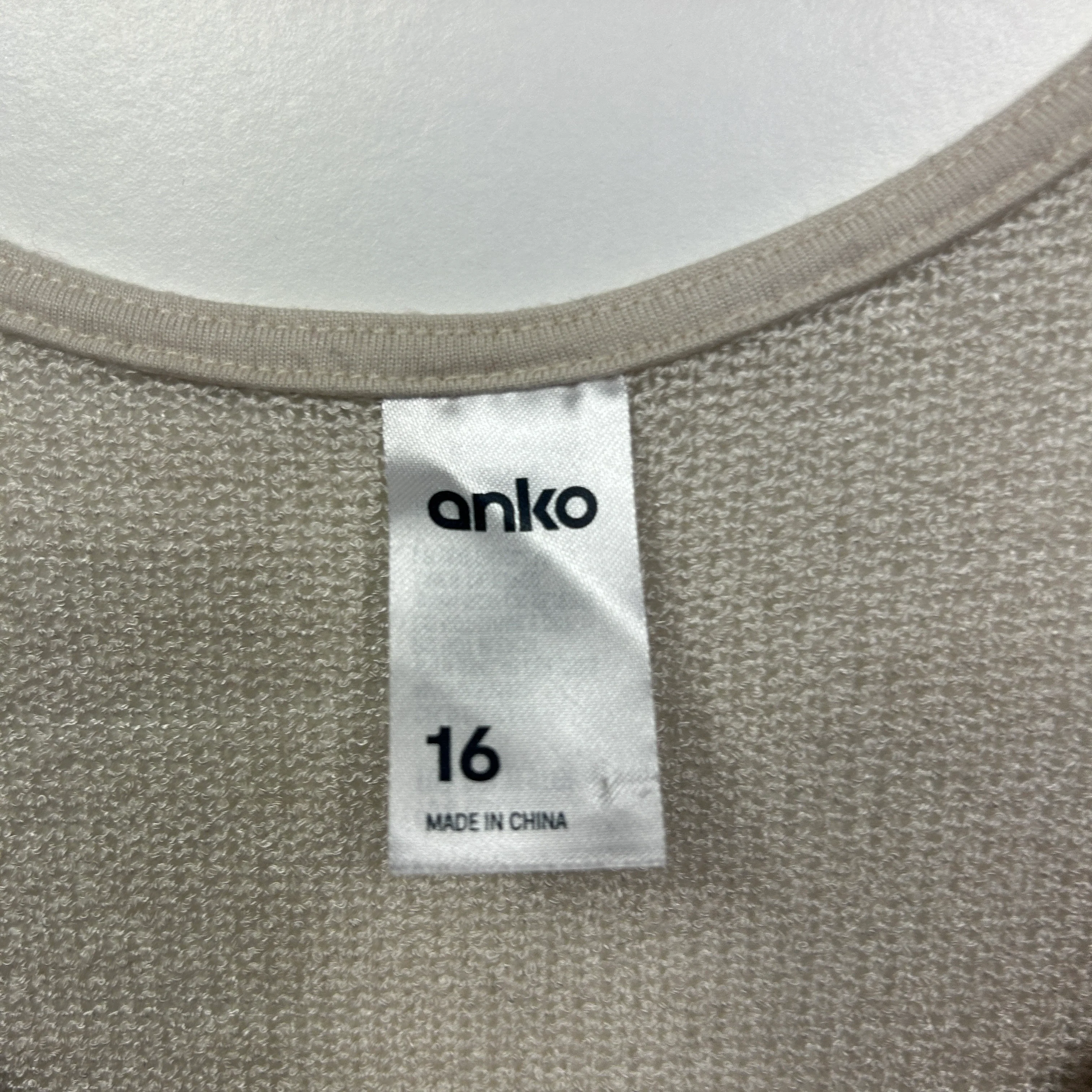 Anko Beige Top - Size 16 - Image 2