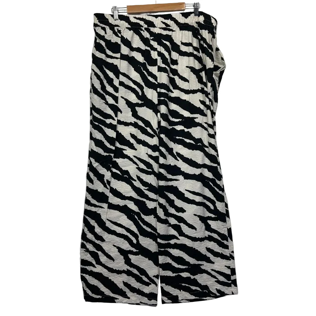 Anko Black/White Zebra Print Pants - Size 20 - Image 2
