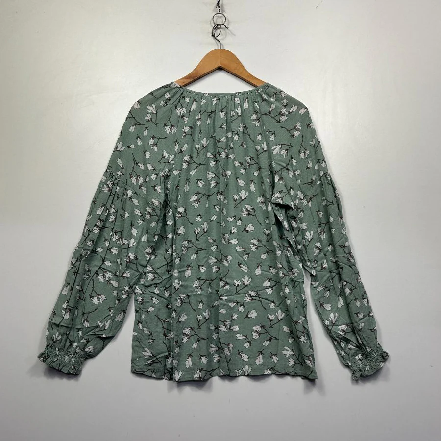 Anko Sage Green Floral Top - Size 12 - Image 5