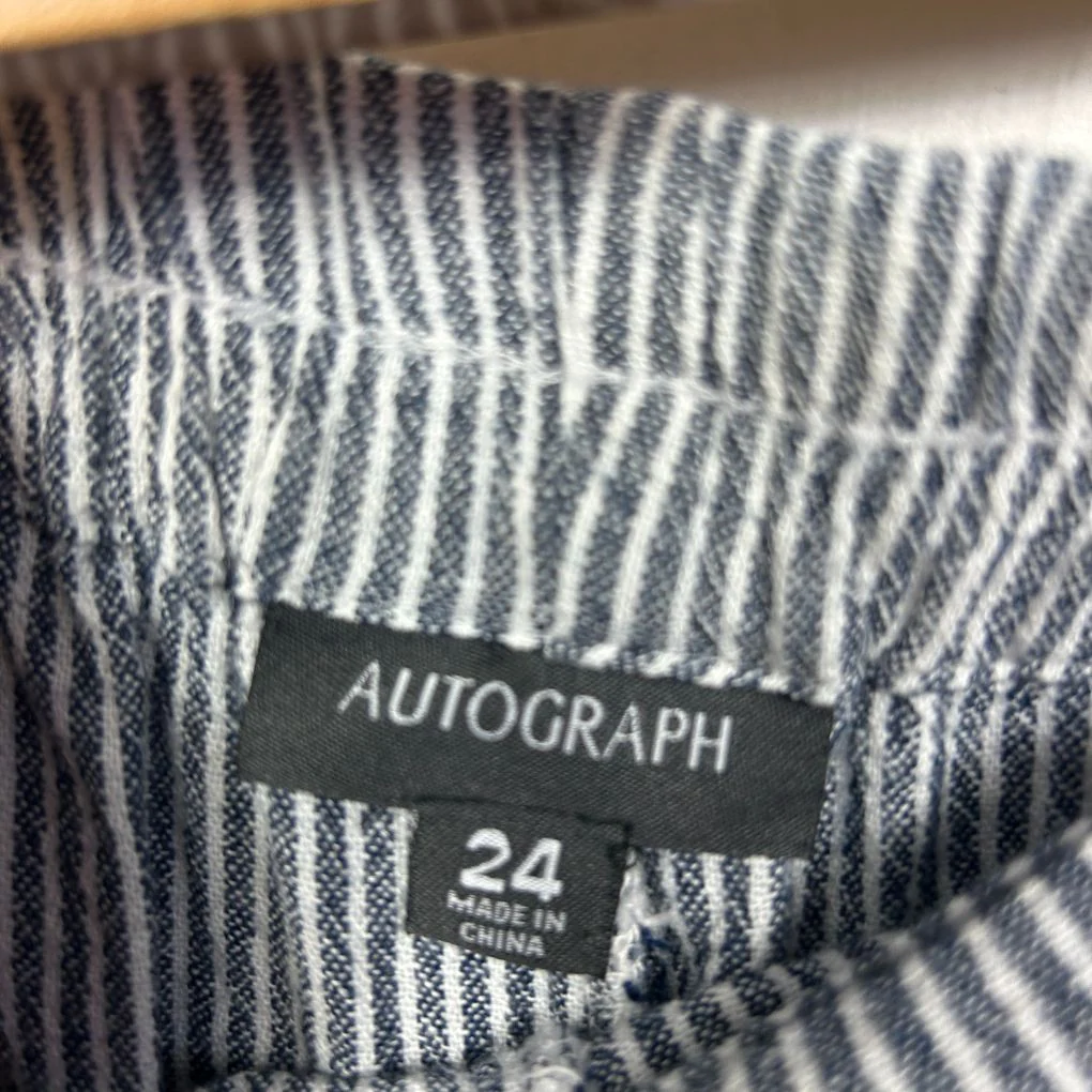Autograph Navy Striped Shorts - Size 24 - Image 3