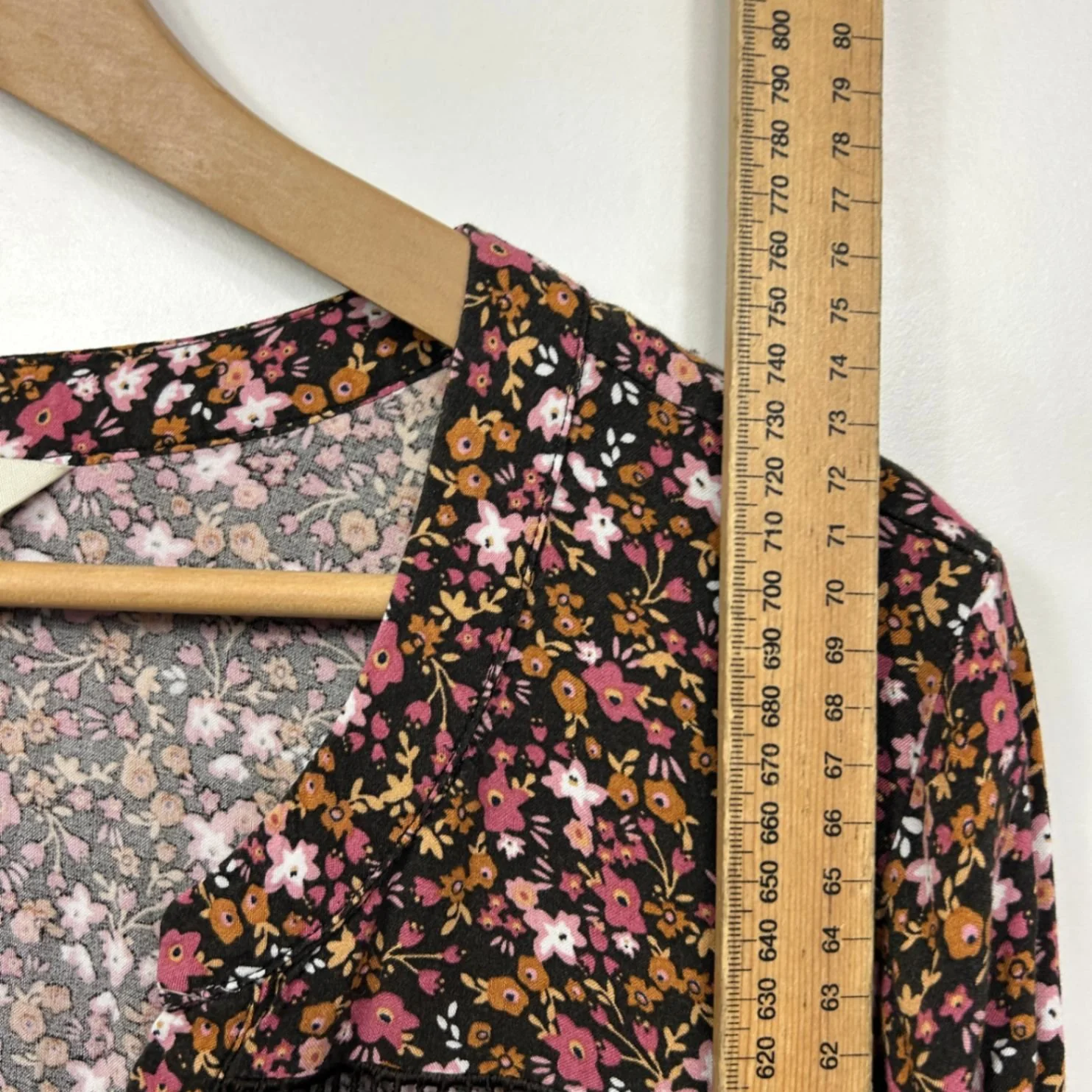 Beme Tunic Tops Size 14 Plus Floral Roll Tab Sleeve Crochet Trim - Image 8