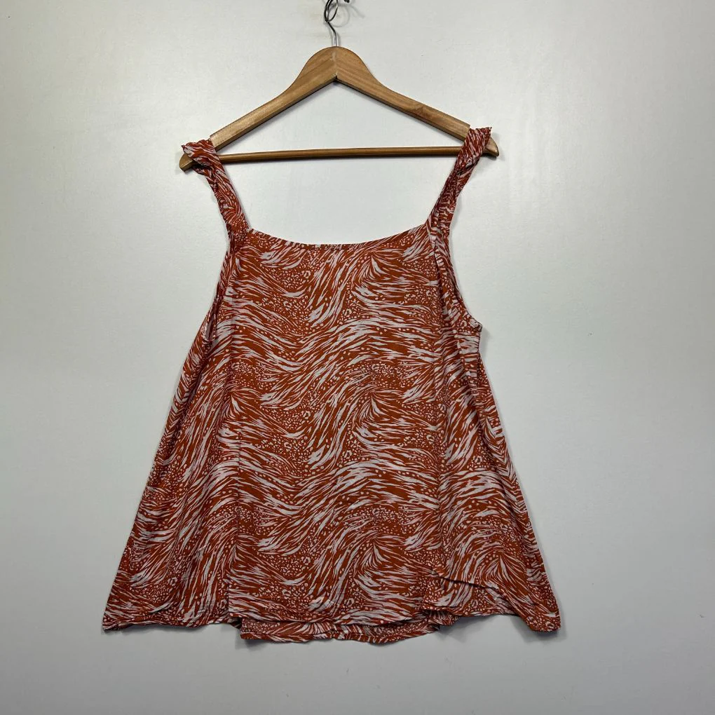 Betty Basics Rust Top - Size 14 - Image 4