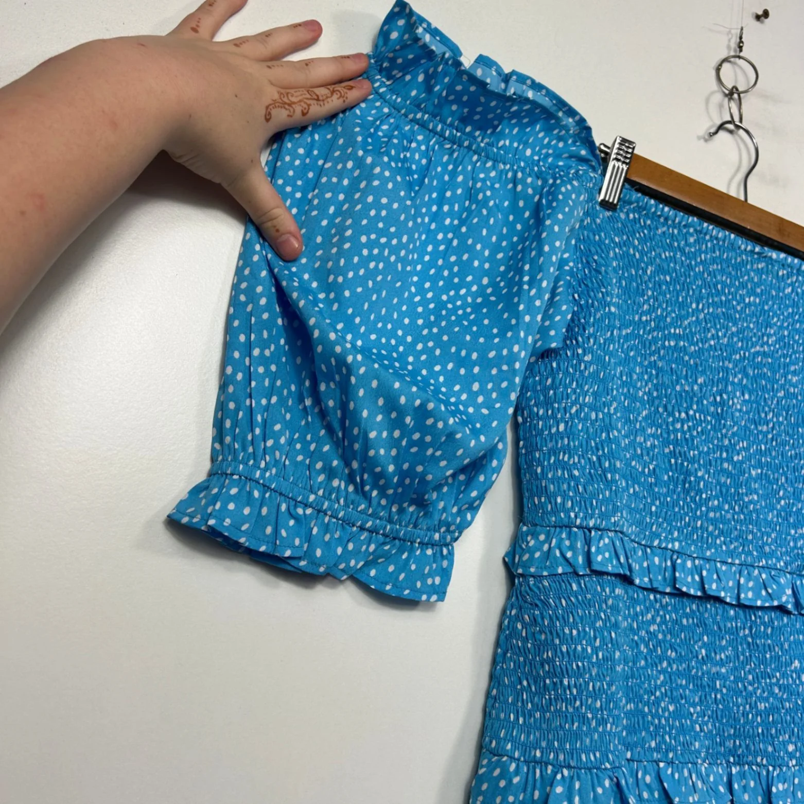Boohoo  Blue Tiered Off the Shoulder Ruched Dress Size 18 - Image 8