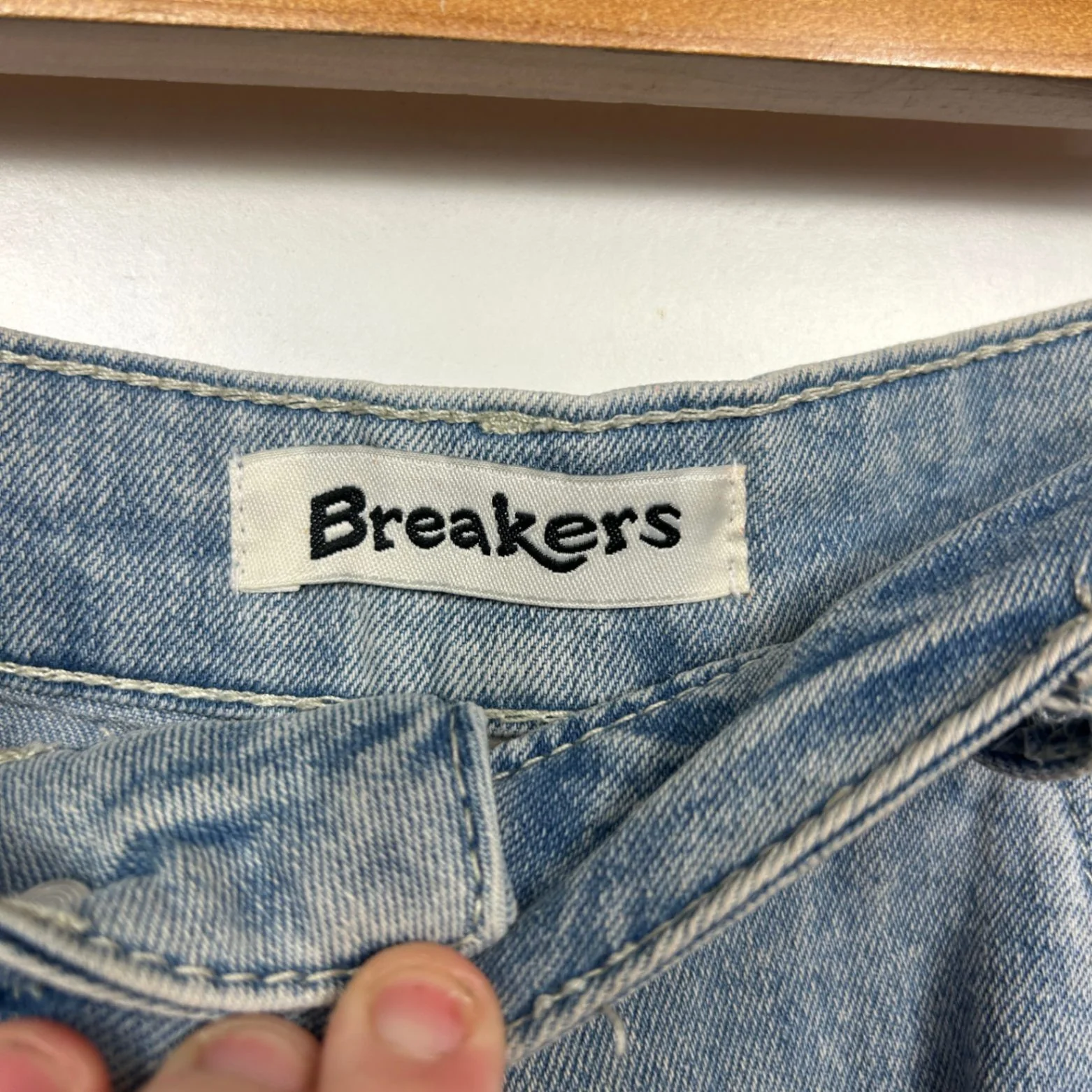 Breakers Women's Blue  Cut off Denim Shorts Size 14 - Image 3