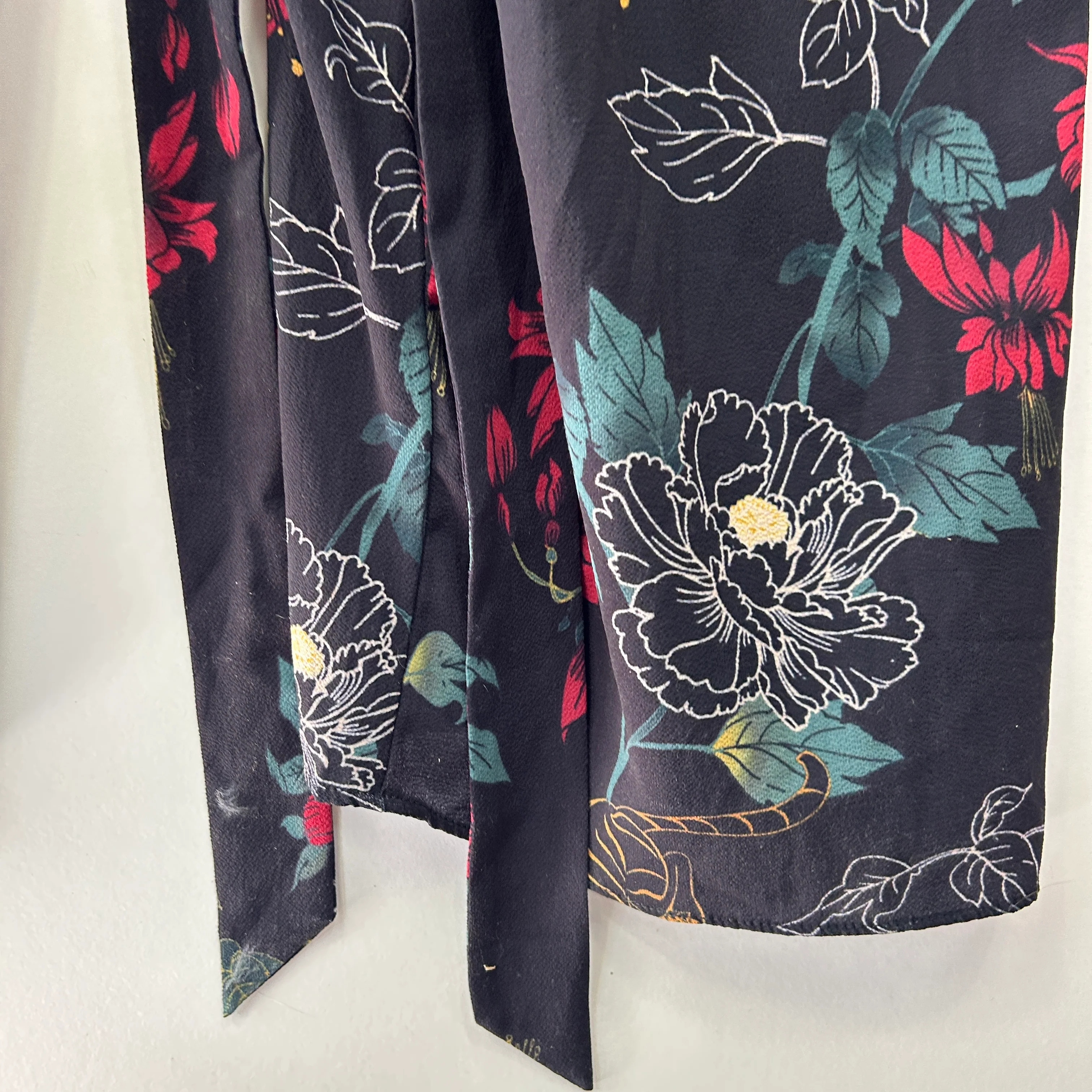 City Chic Black Floral Print Jumpsuit - Size 16 - Image 3