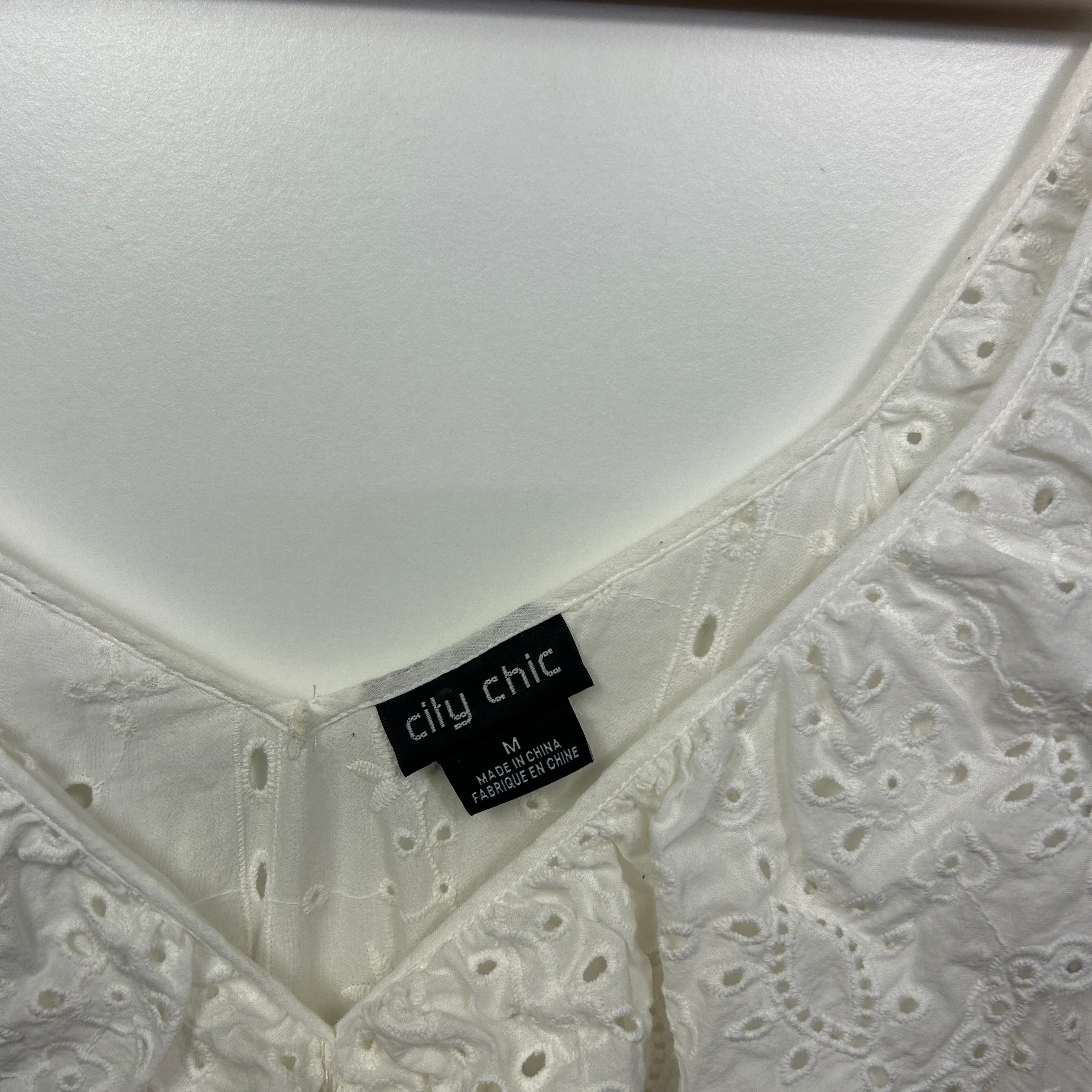 City Chic White Broderie Anglaise Top - Size 18/M - Image 3