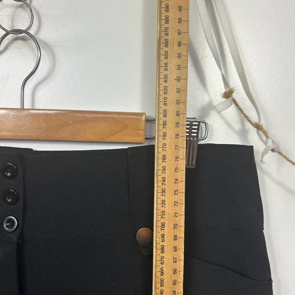 Crossroads Black Cropped Capri Pants - Size 14 - Image 7