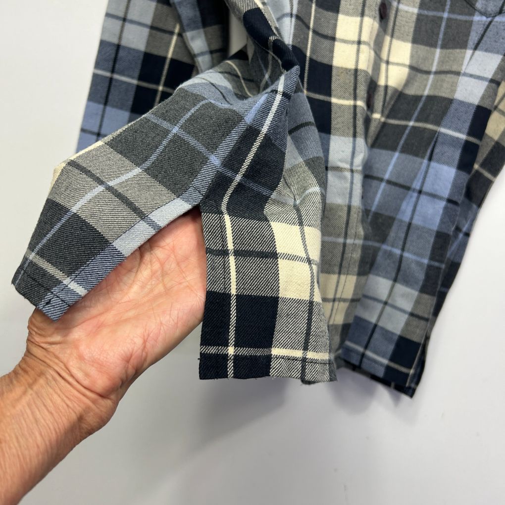 Vintage Dolina Blue Plaid Long Sleeve Shirt - Size 12 - Image 6