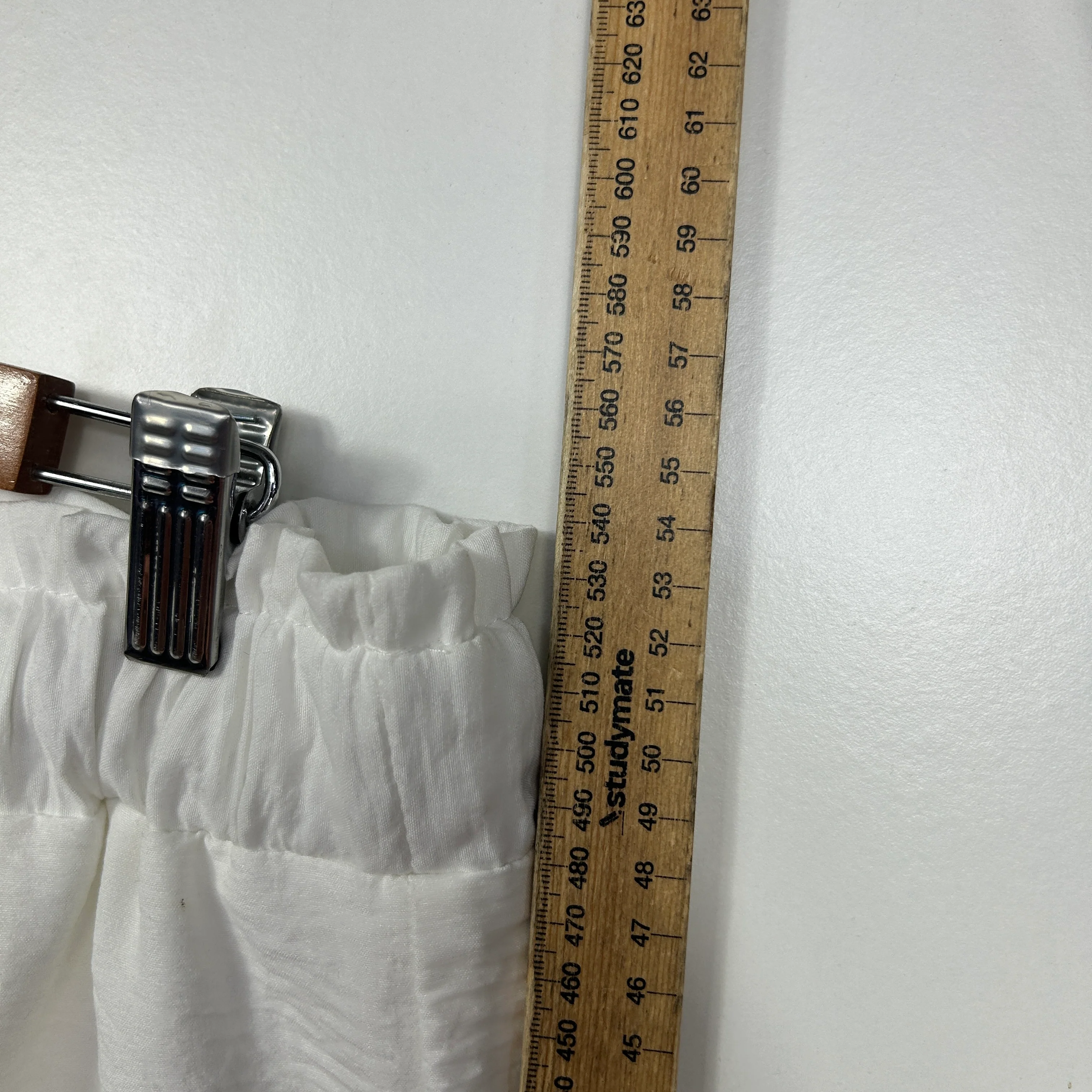 Emery Rose White Textured Shorts - Size 1XL - Image 6