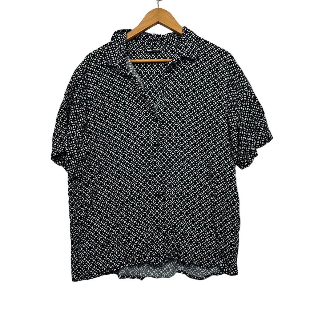 Serra Button Up Black White Top - Size 14