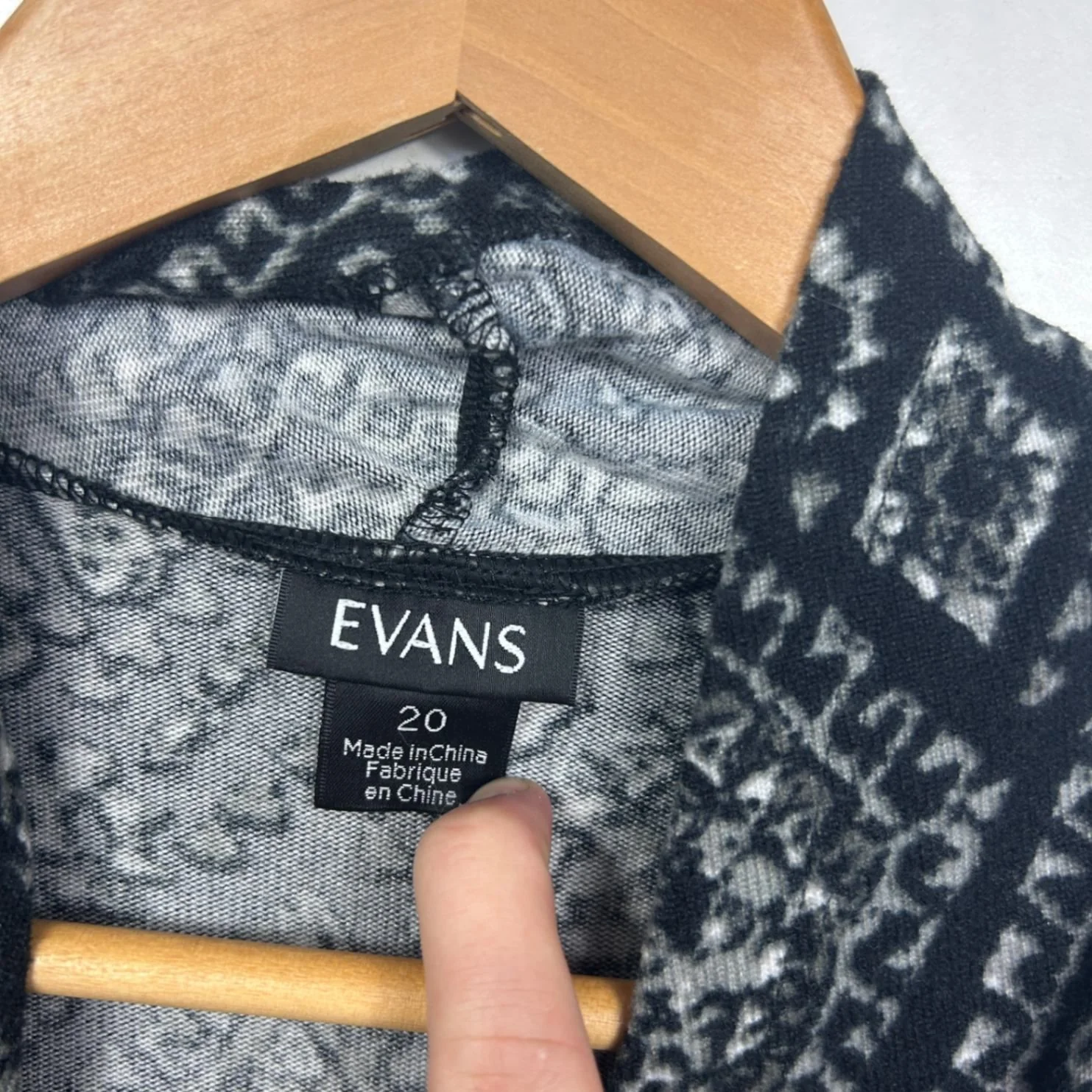 Evans City Chic Black White Long Sleeve Layered Knit Top Size 20 - Image 4