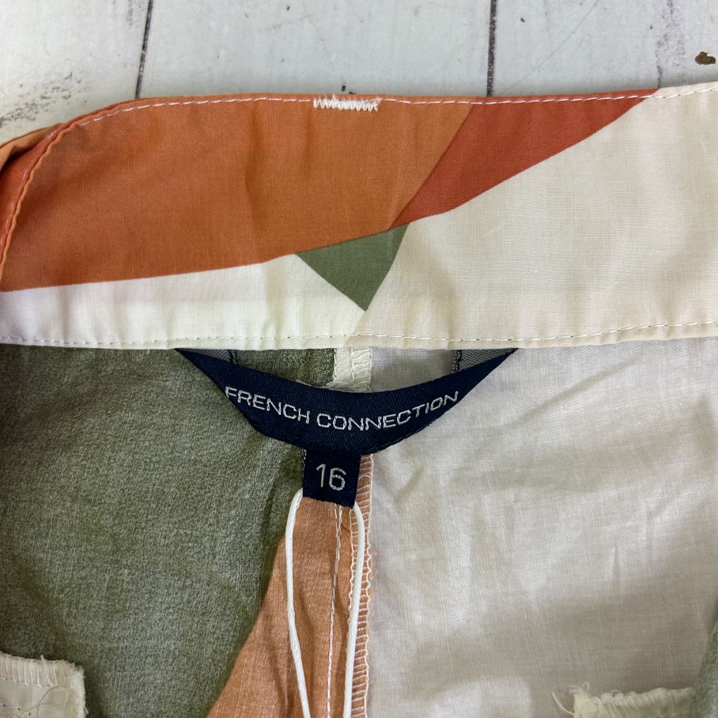 French Connection Green Cotton Shorts - Size 16 - Image 2