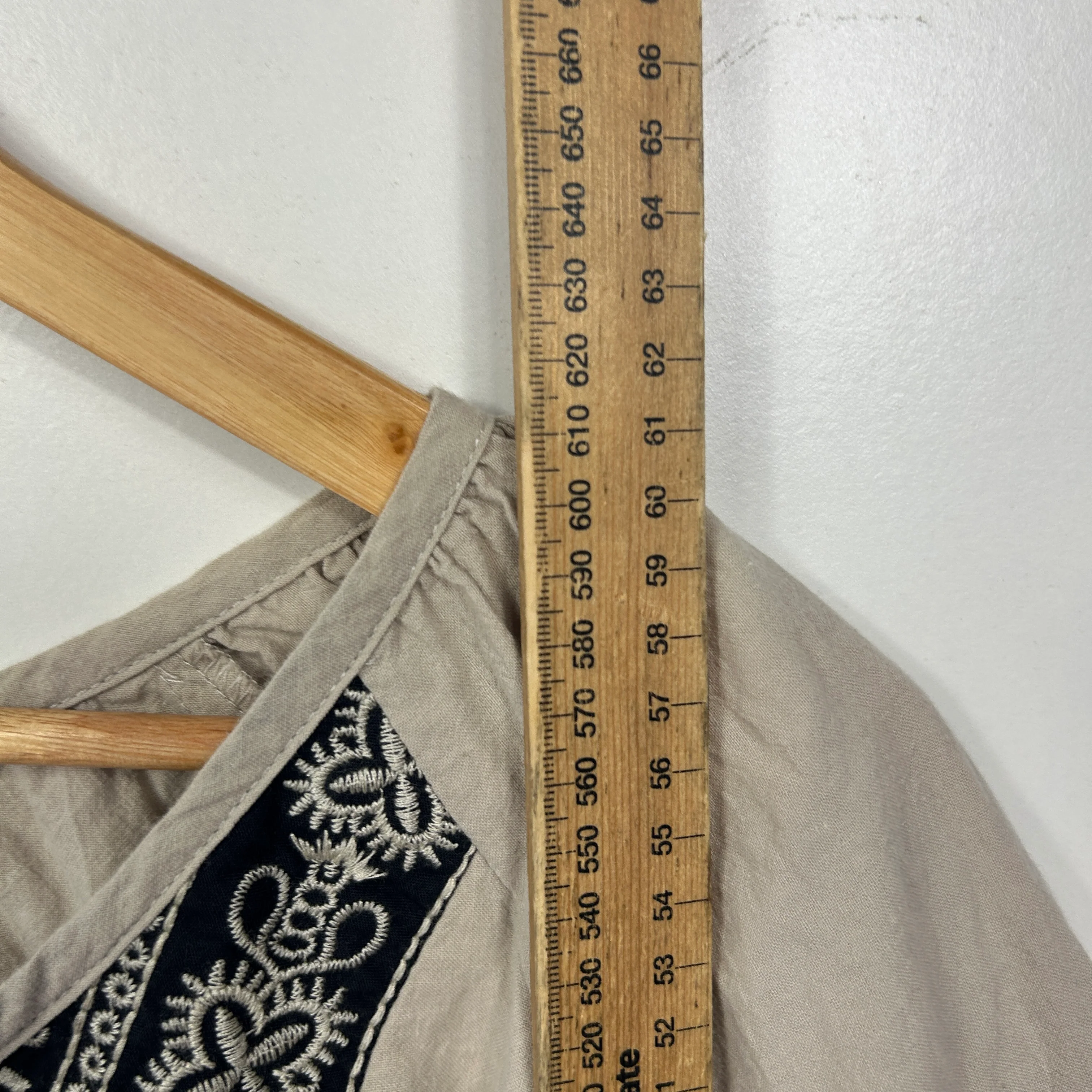 Guava Natural Beige Embroidered Tassel Top - Size L - Image 8