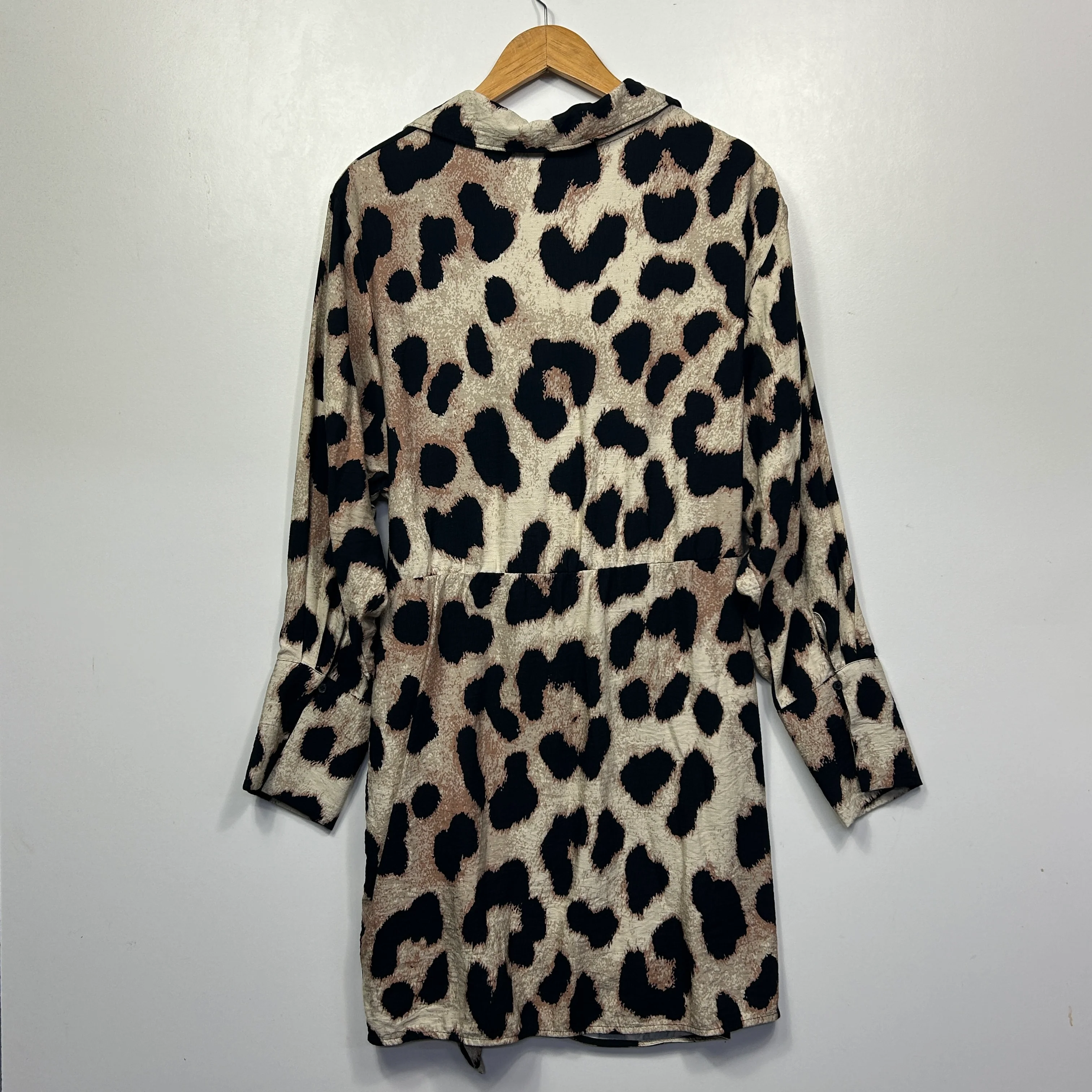 H&M Animal Print Wrap Dress - Size XL - Image 4