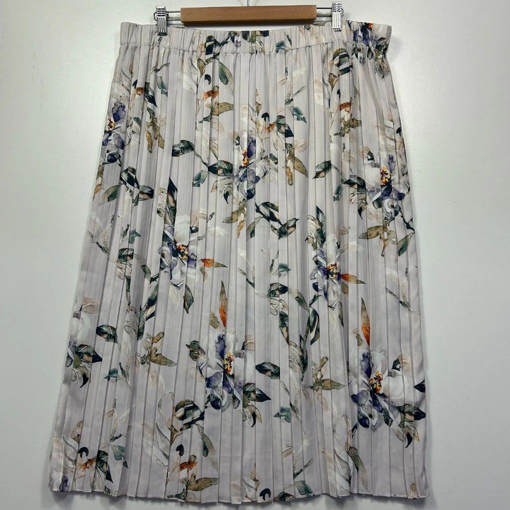 Jump Multicoloured Floral Pleated Skirt - Size 16 - Image 2