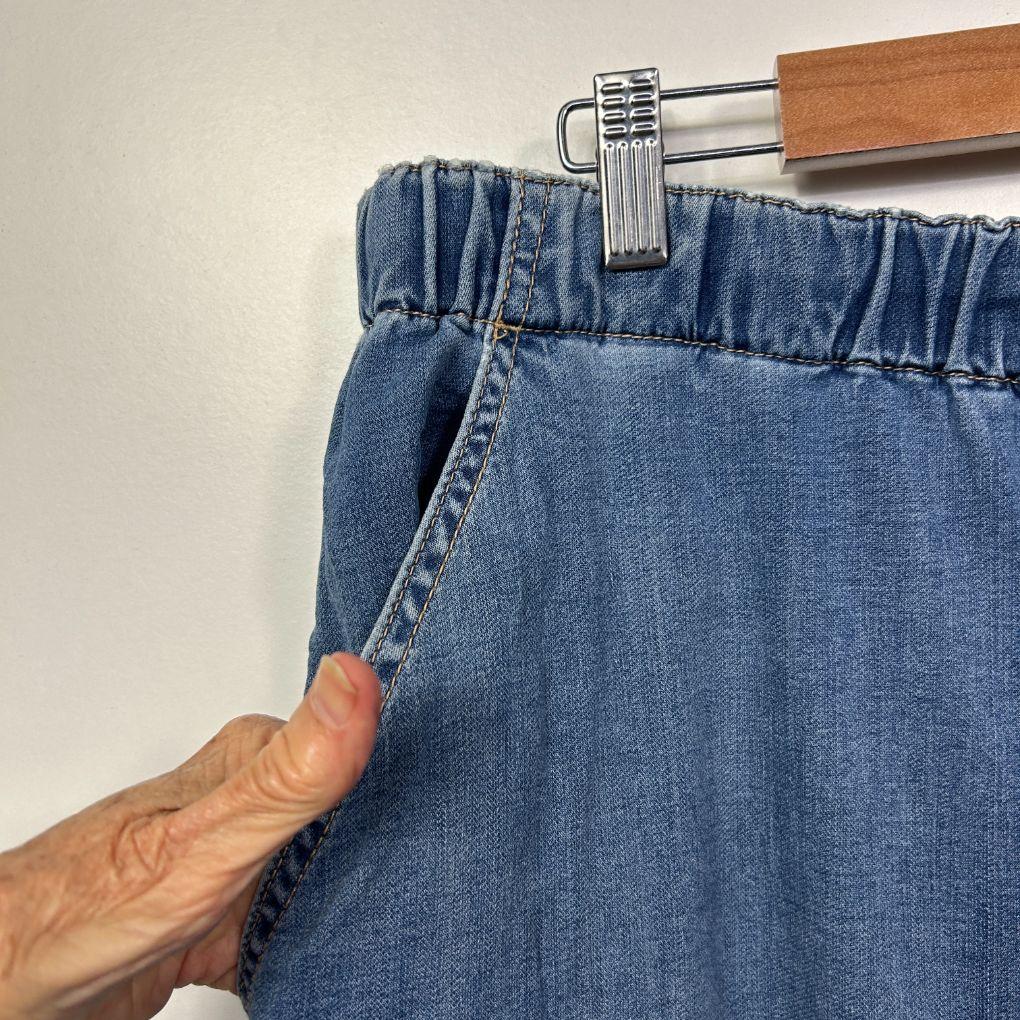 Just Jeans Blue Denim Drawstring Relaxd Mid Rise Ankle Jeans - Size 22 - Image 4