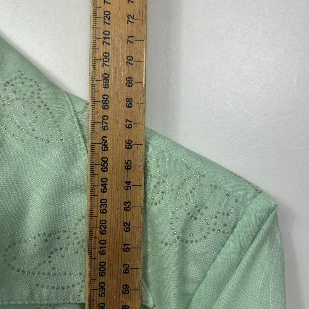 Vintage Mint Green Button Up Blouse - Size 20 - Image 6