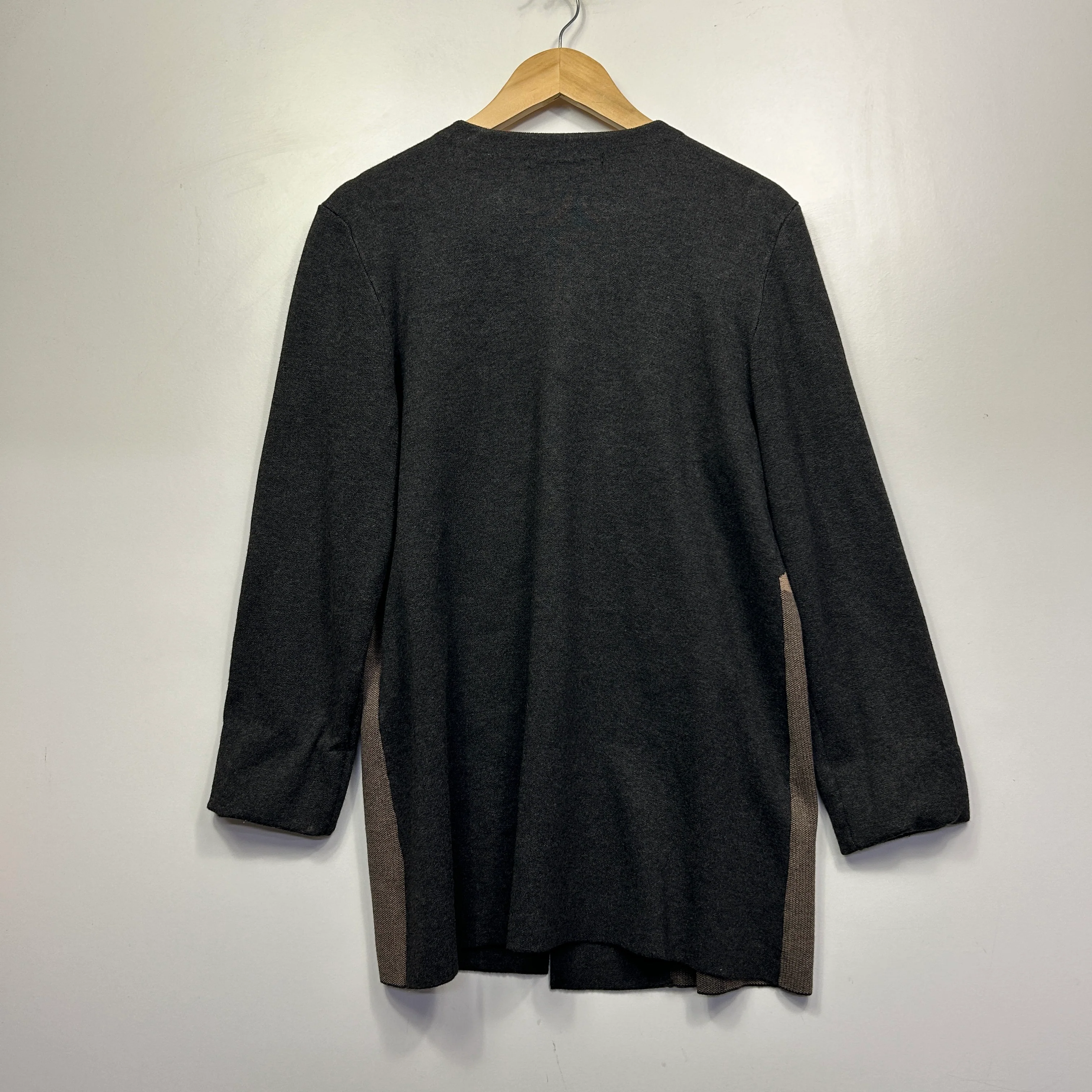 Liz Jordan Charcoal Cardigan - Size 14 - Image 4