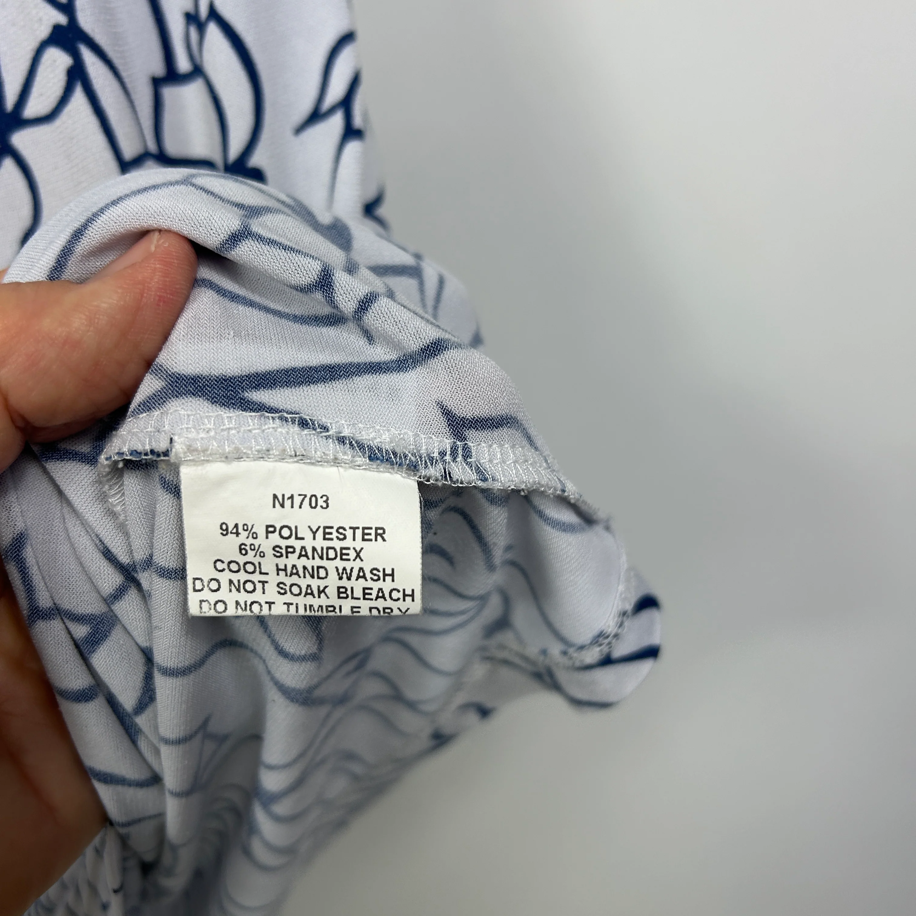 Liz Jordan White Blue Outline Floral Print Top - Size L - Image 3