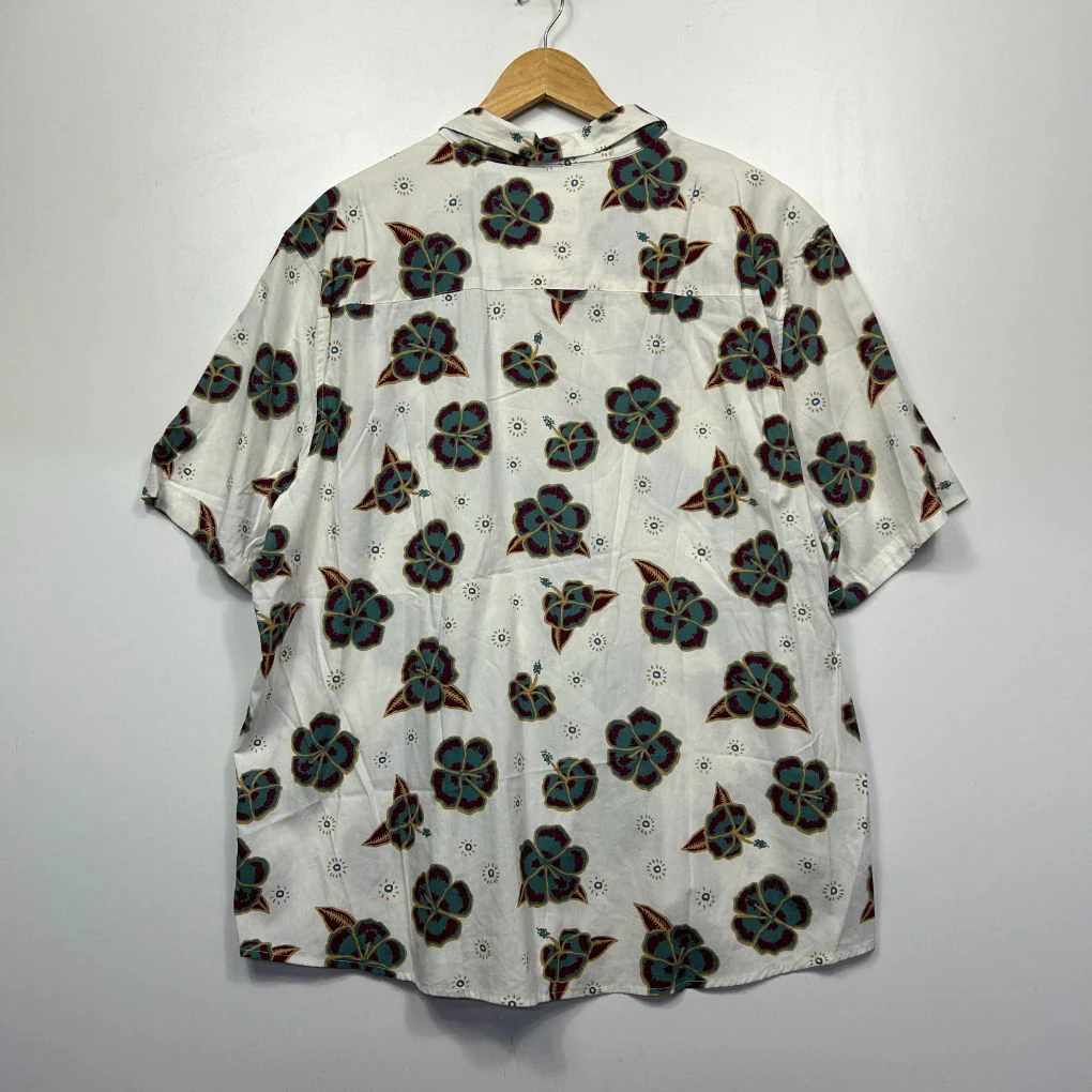 Mambo Smart Arts Cream Hibiscus Mens Print Shirt - Size 3XL - Image 2