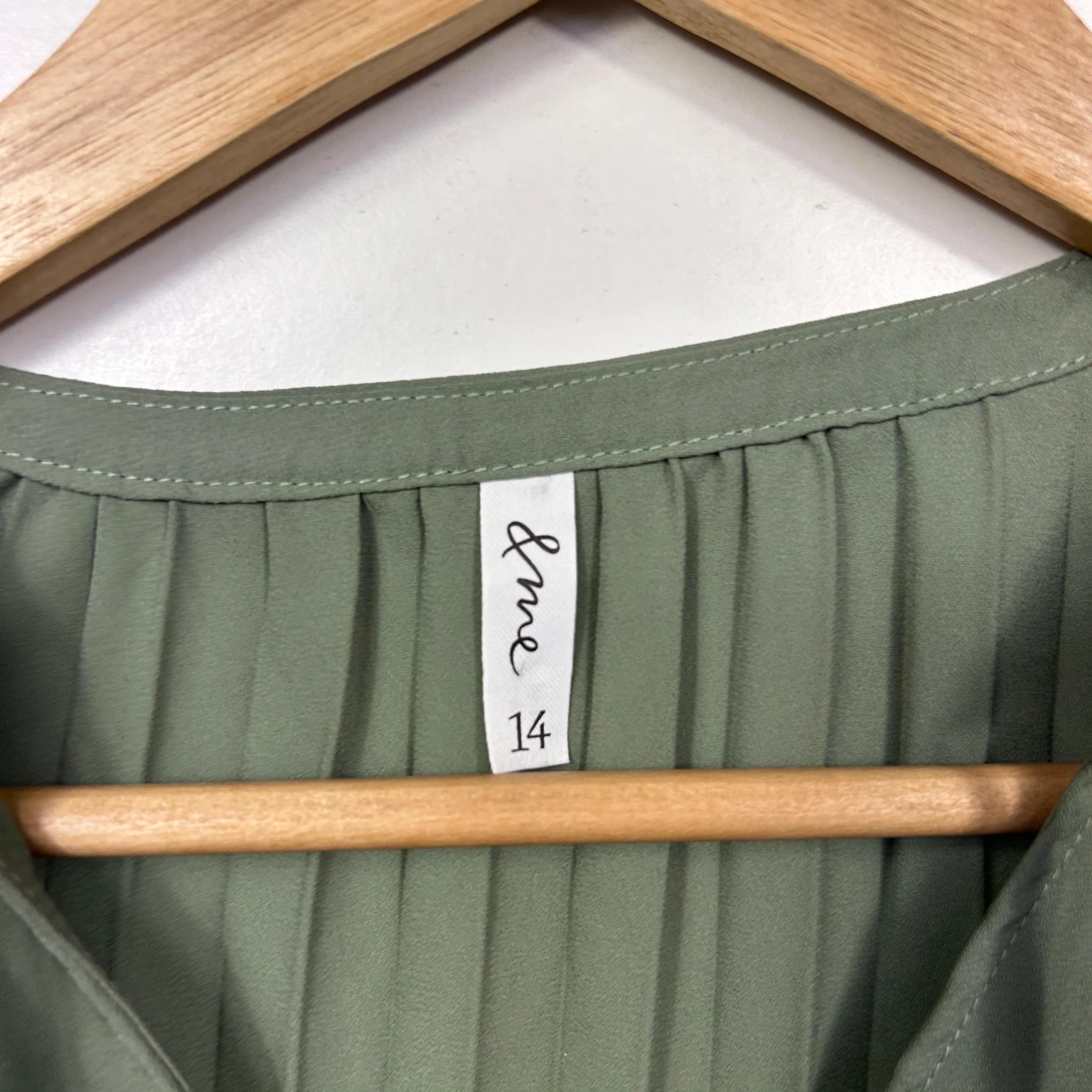 &me Khaki Green Pleated Blouse - Size 14 - Image 2