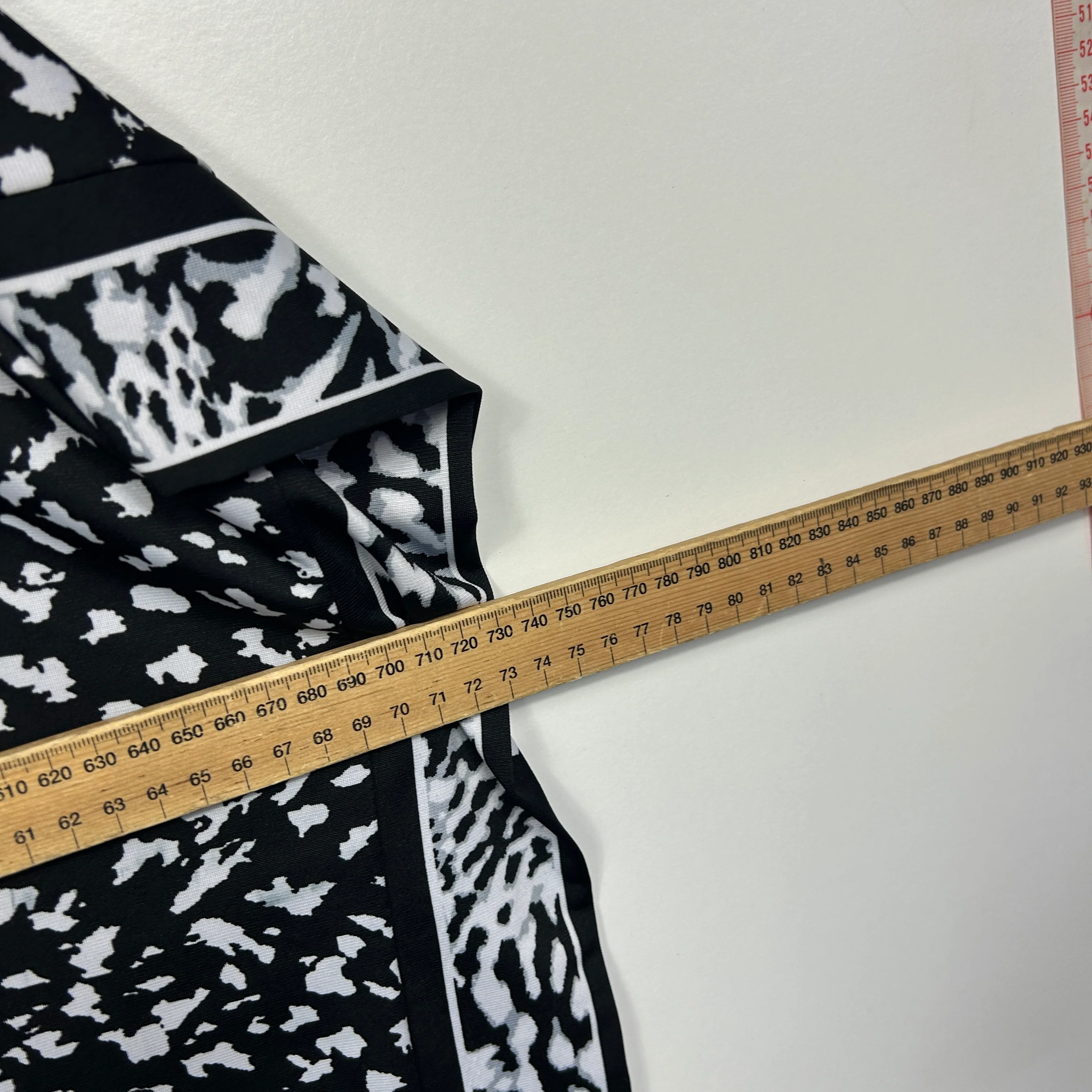 Millers Black and White Animal Print Kaftan - Size 18 - Image 5