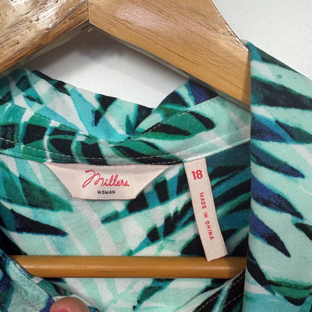 Millers Green Palm Leaf Print Sleeveless Blouse - Size 18 - Image 3