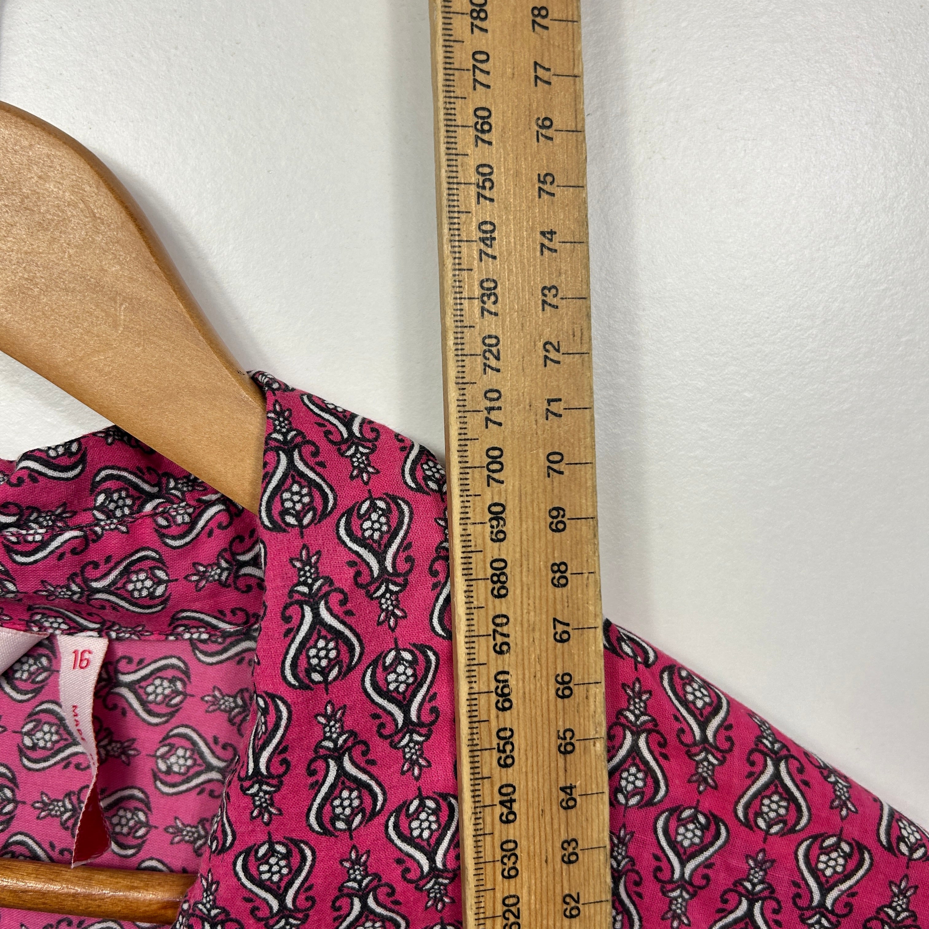 Millers Pink Button Up Shirt - Size 16 - Image 6
