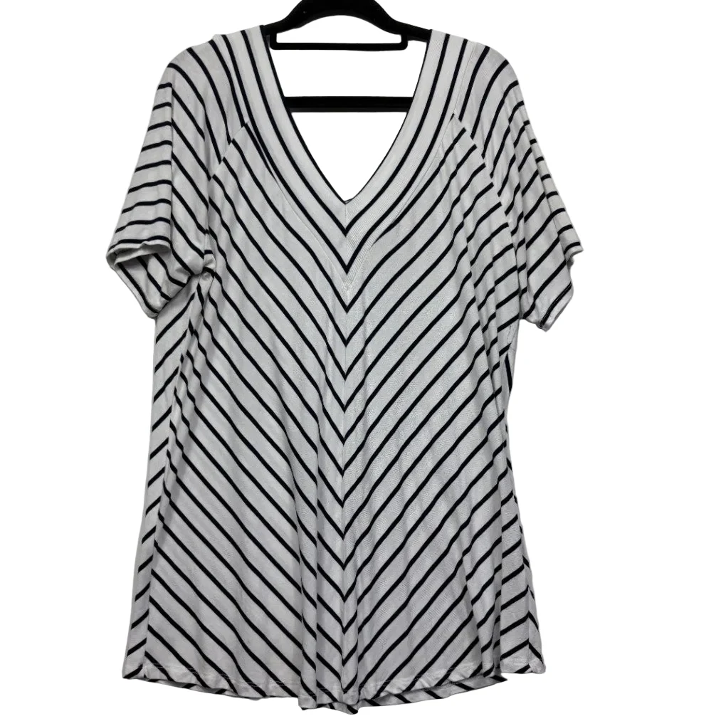 Millers White and Black Chevron Stripe V-Neck Top - Size 20