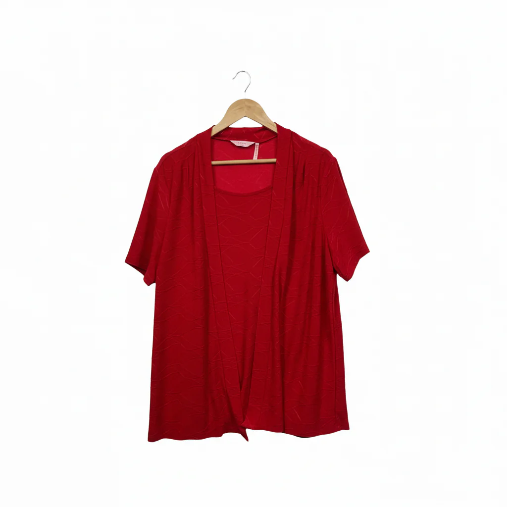 Millers Woman Red Textured Short Sleeve Top - Size 18