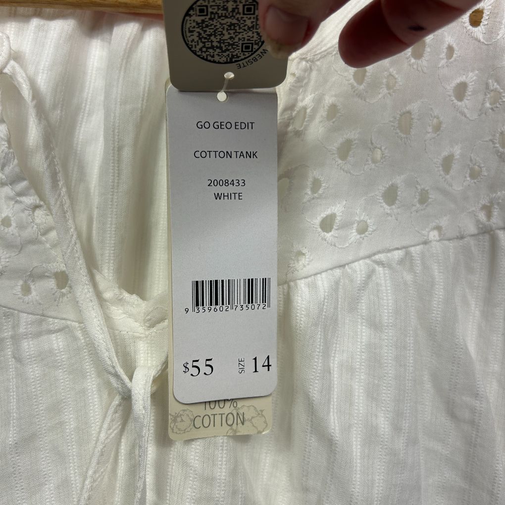 Millers Woman White Cotton Broderie Tank - Size 14 - Image 5