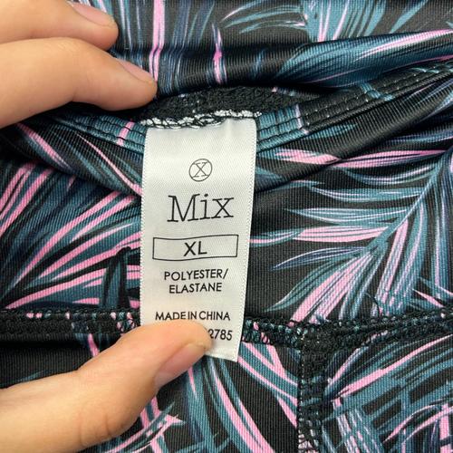 Mix Black Tropical Palm Print Cropped Leggings - Size XL - Image 2