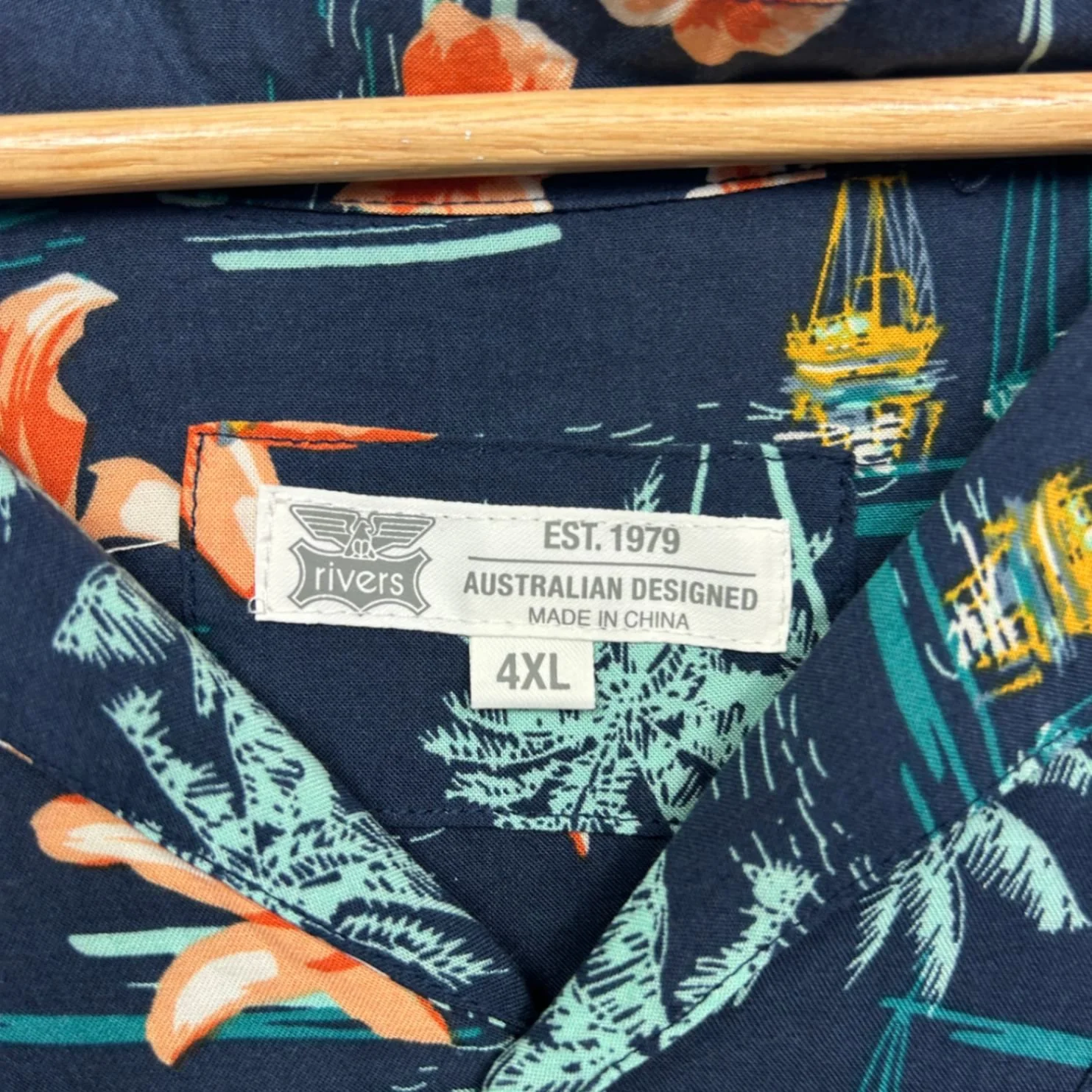 New Rivers Hawaiian Shirt 4XL Navy Blue Viscose Tropical Holiday - Image 4