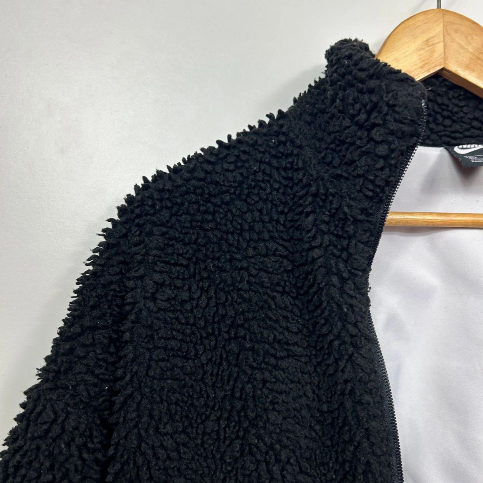 Nike XL Black Teddy Jacket Sherpa Fleece Zip Up Swoosh Streetwear Athleisure - Image 5