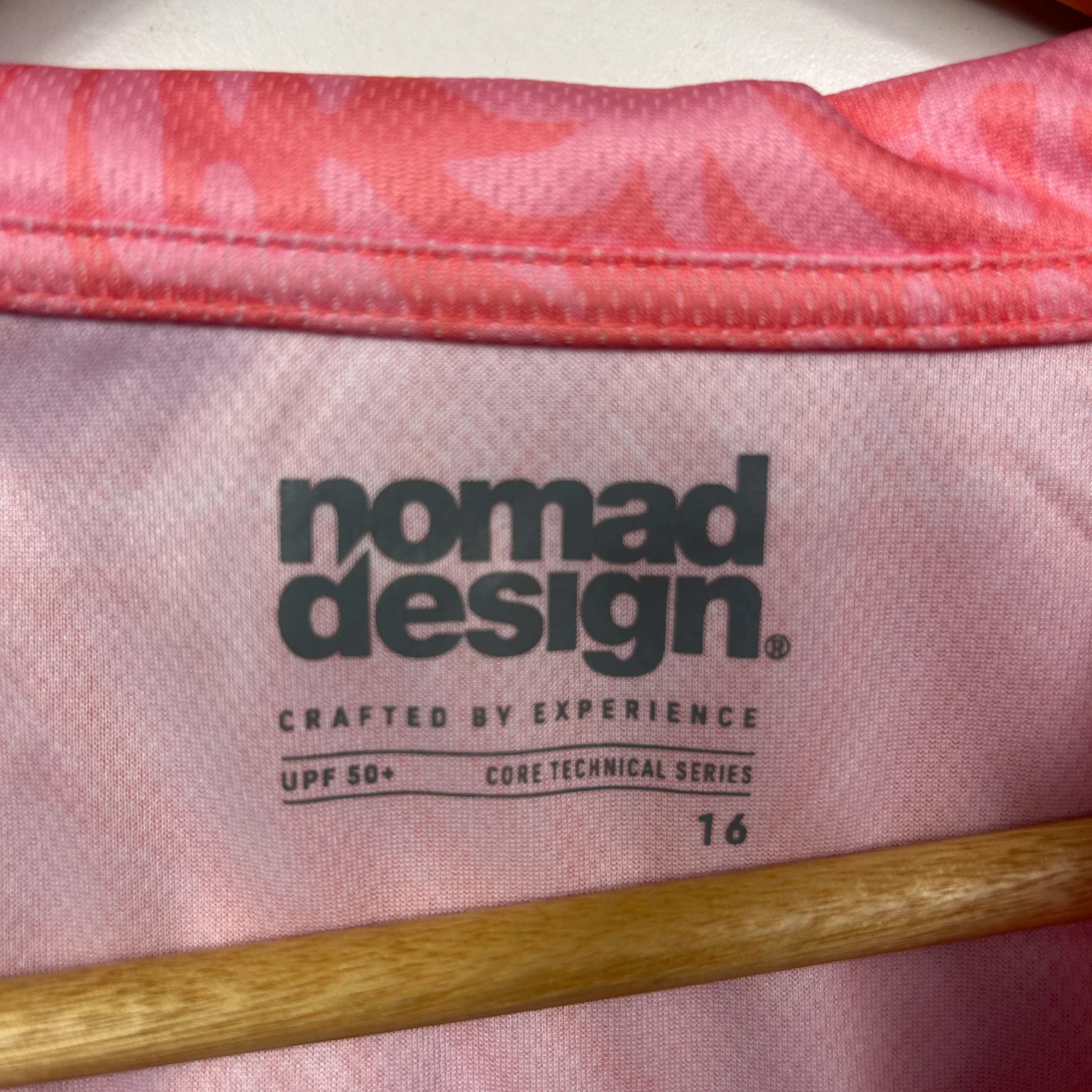 Nomad Design Pink Activewear Top - Size 16 - Image 2