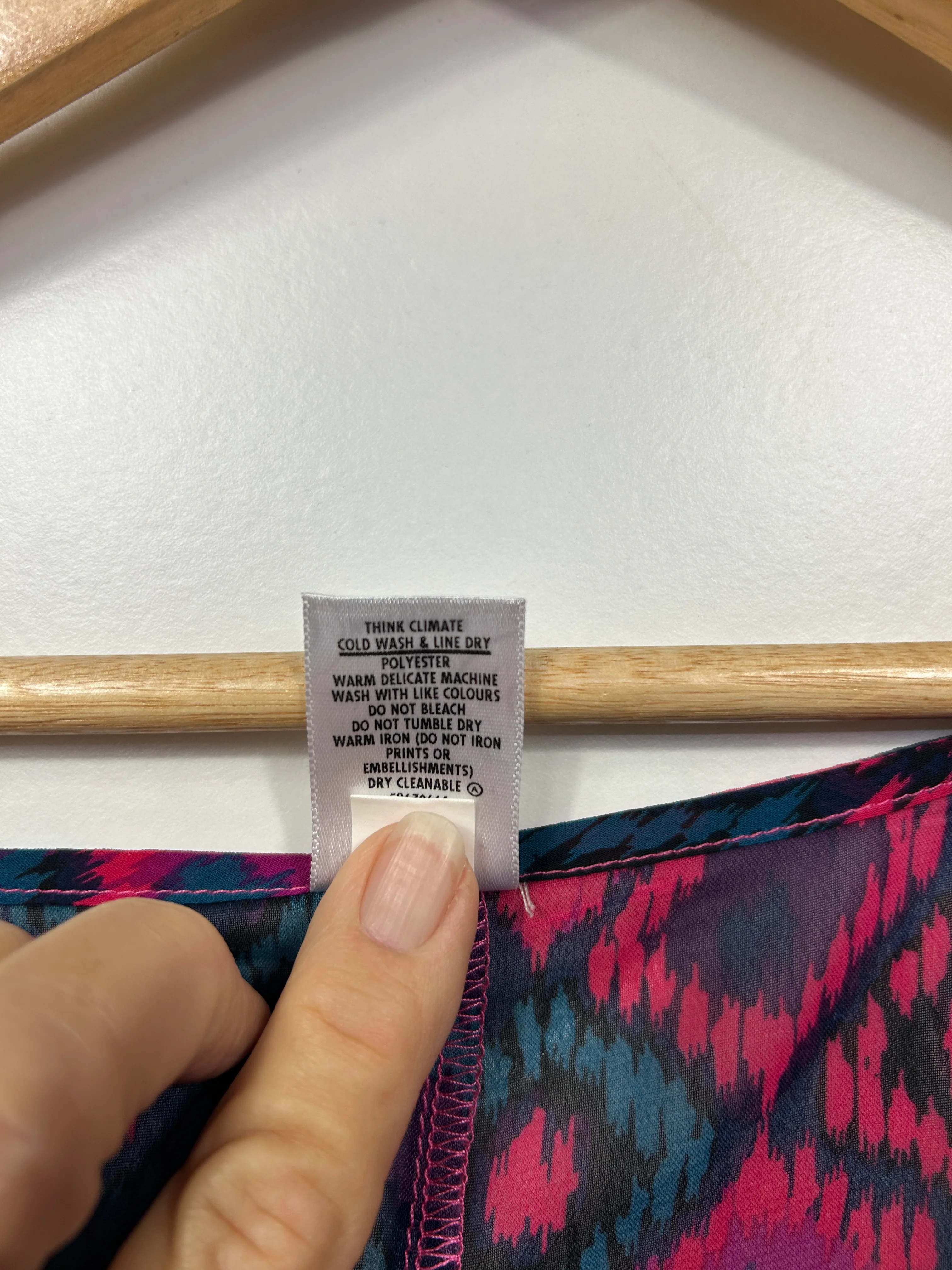 Target Pink Purple and Teal Ikat Print Kaftan - Size 18 - Image 4
