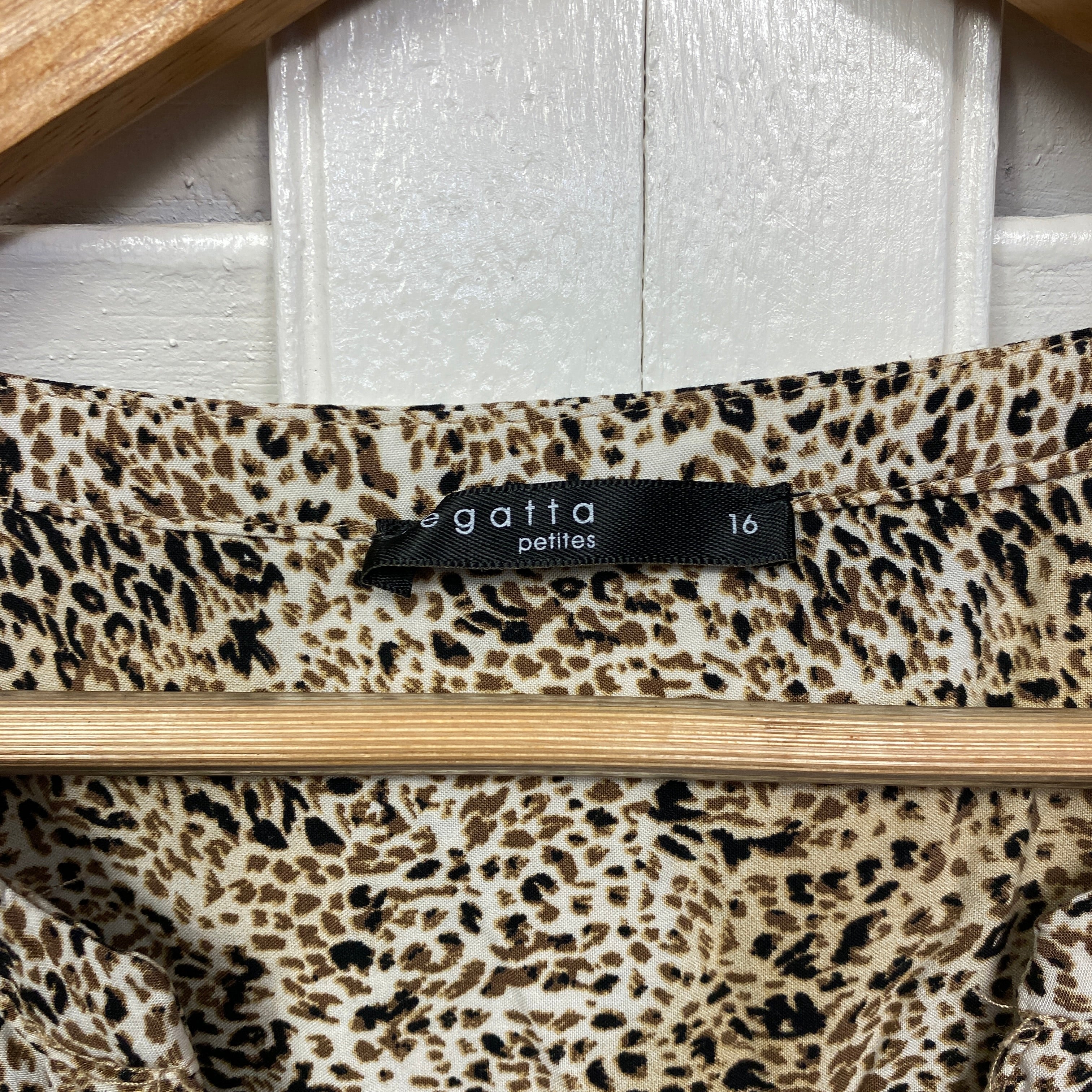 Regatta Top Size 14 Petites Animal Print Long Sleeve - Image 3