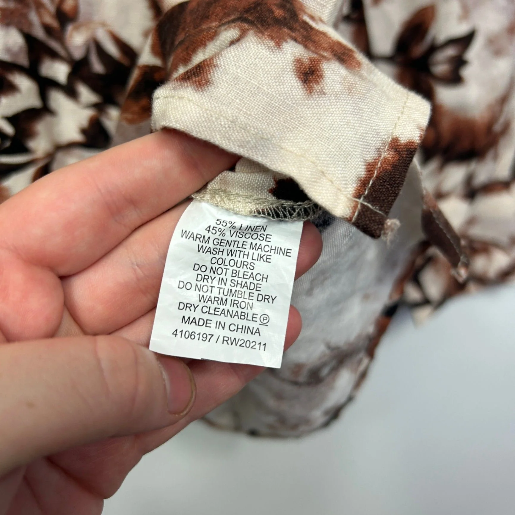Regatta Linen Blend Brown Beige  Long Sleeve Floral Blouse Size 16 - Image 5
