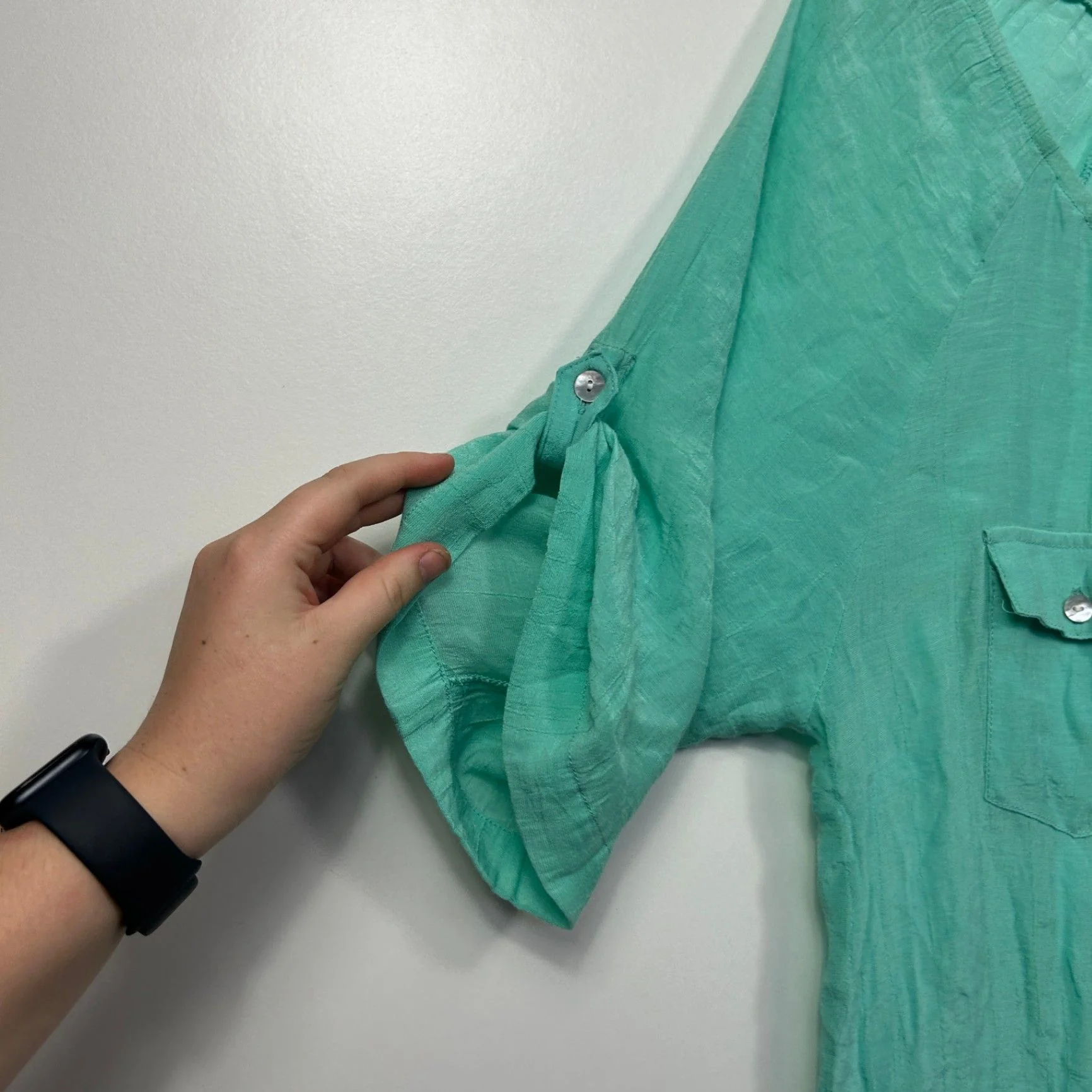 Rockmans Green Short Roll Tab Sleeve Top Blouse Size 16 - Image 4
