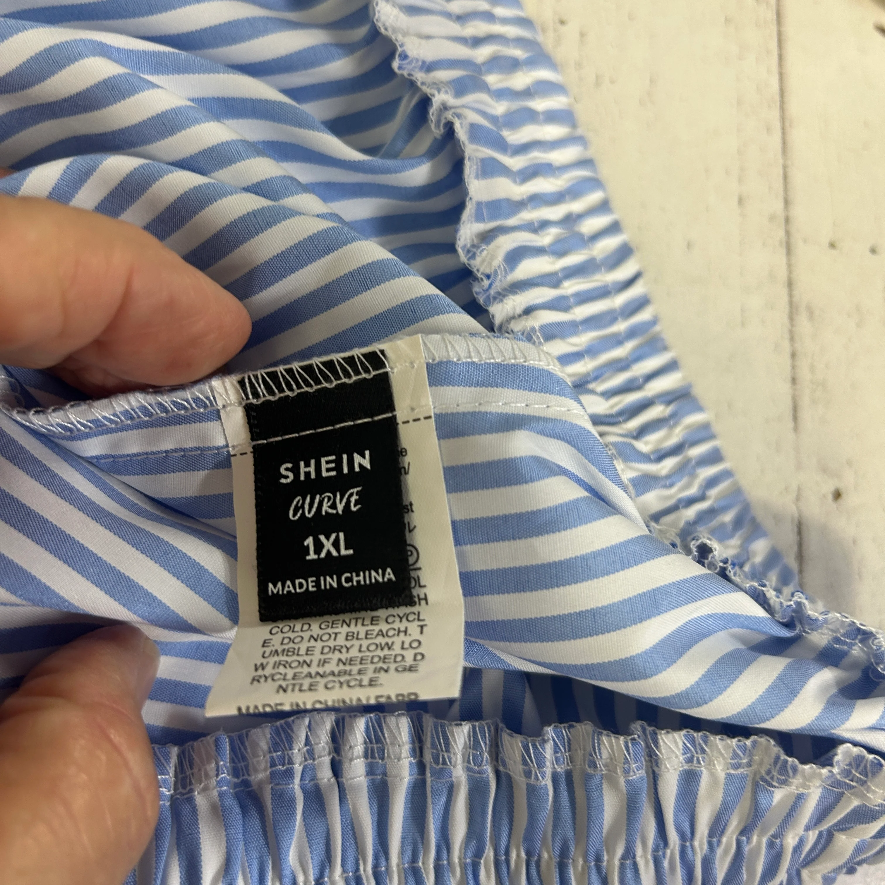Shein Blue Striped Wide Leg Pants - Size 1XL - Image 2