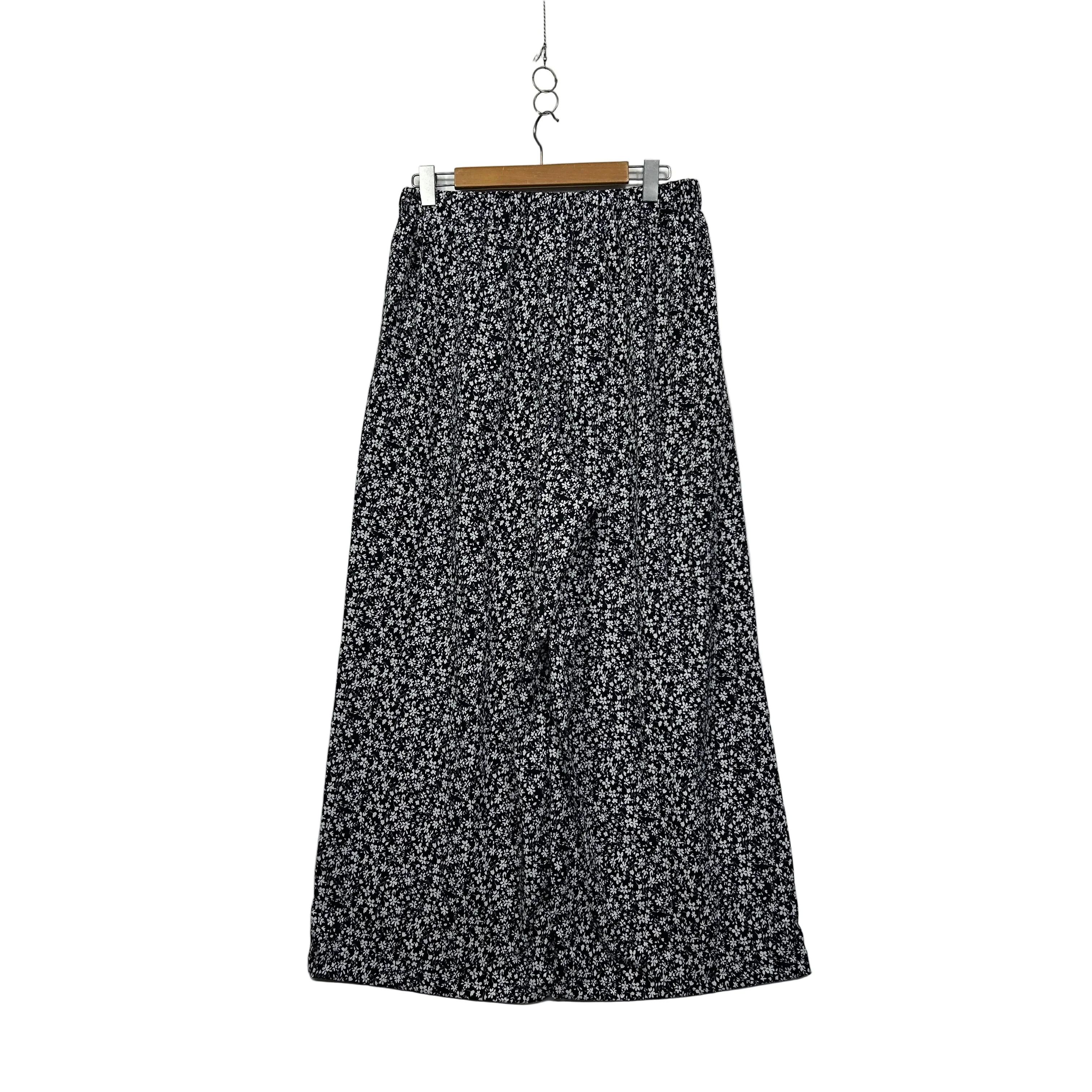 Shein Curve Black Floral Wide-Leg Pants - Size 0XL - Image 2