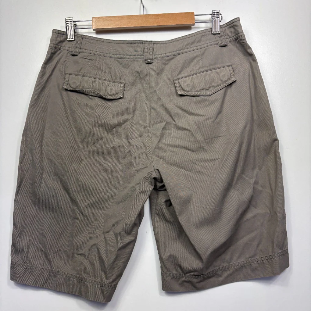 Sportscraft Khaki Bermuda Shorts - Size 14 - Image 2