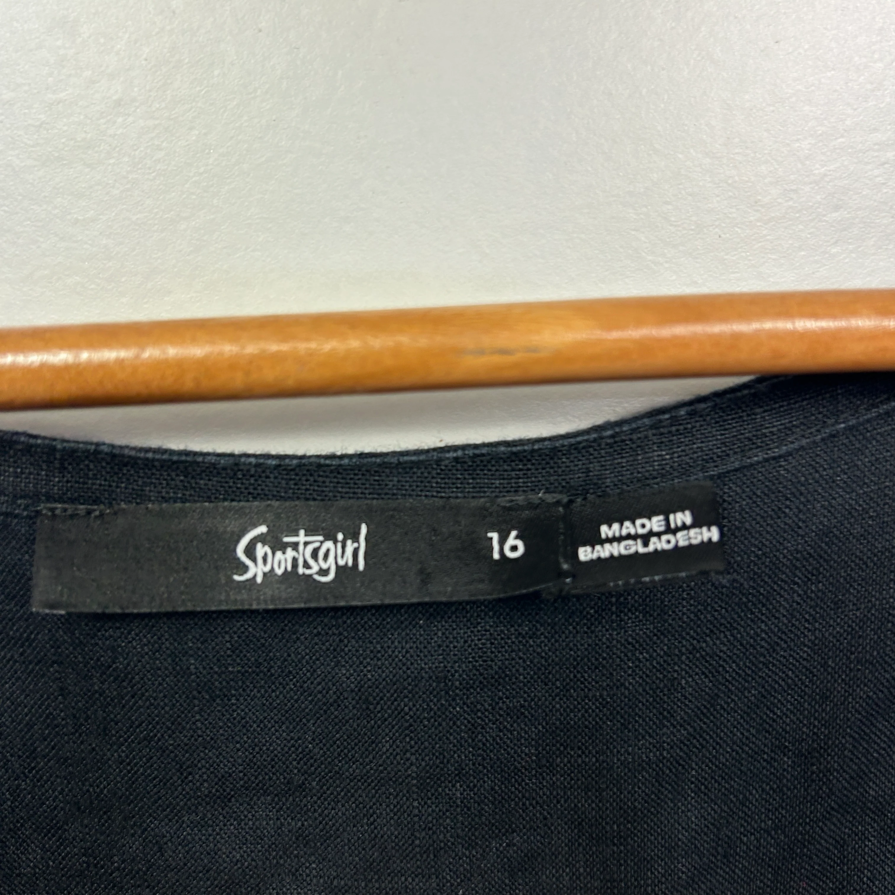 Sportsgirl Black Linen Short Sleeve Top - Size 16 - Image 3